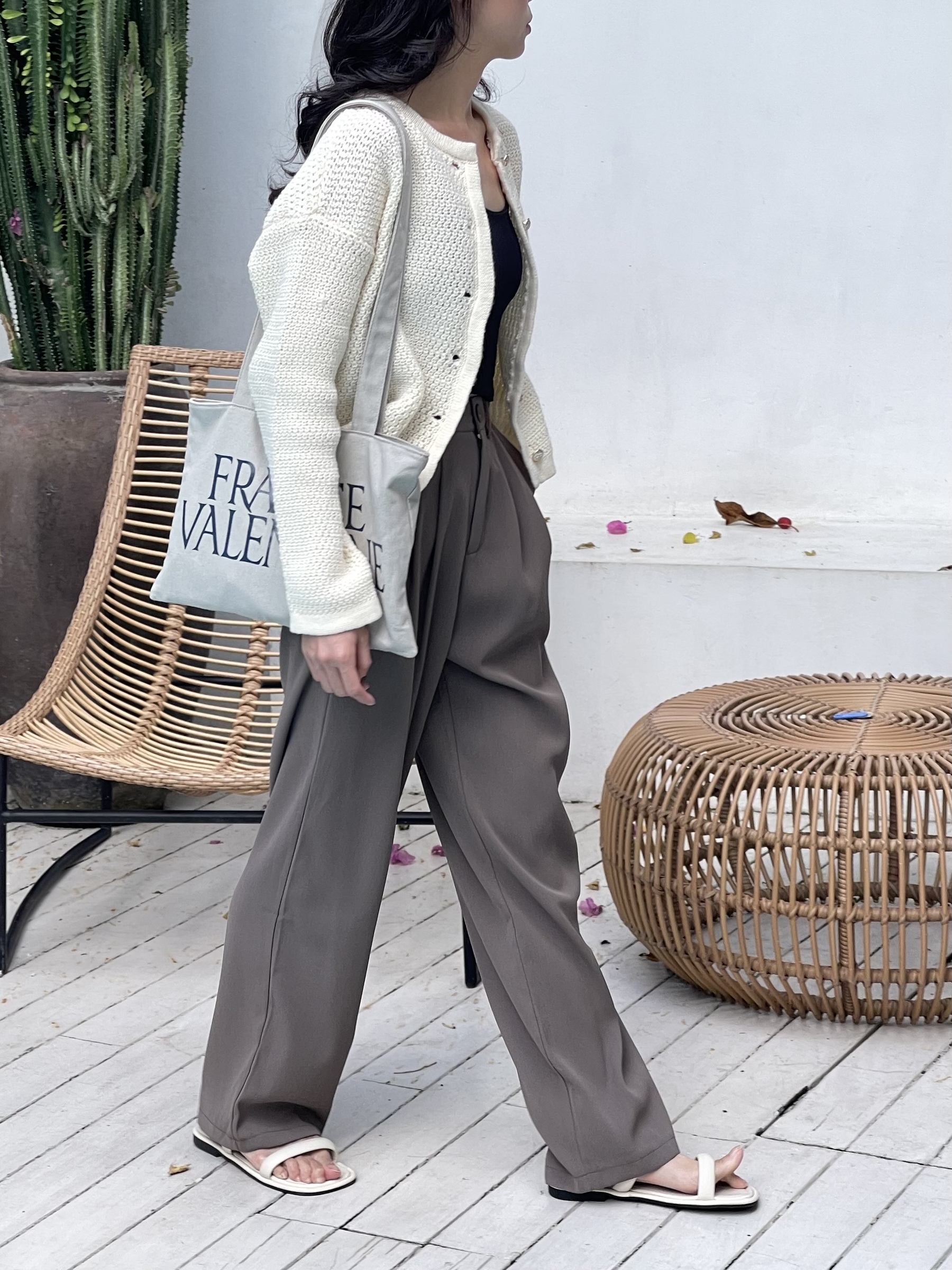 25A20F8C-B6FA-4B8C-A66A-44AD94C1FB27