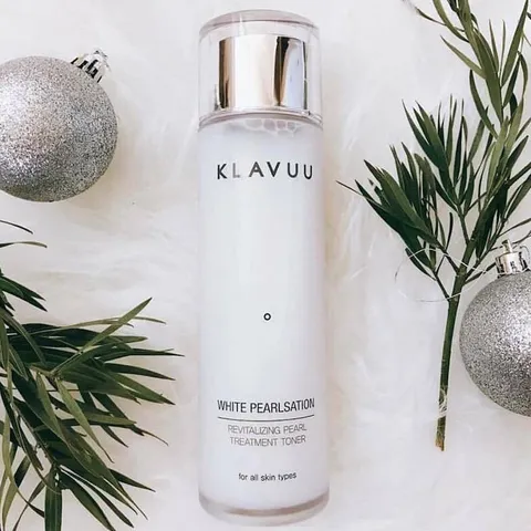 KLAVUU White Pearlsation Revitalizing Pearl Treatment Toner 140ml F1.jpg