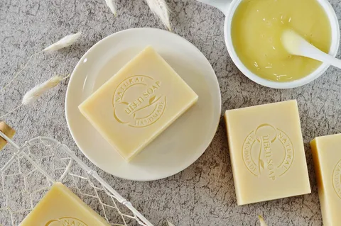 蜂王乳 膠原蛋白 手工 肥皂 香皂 專業製作.jpg