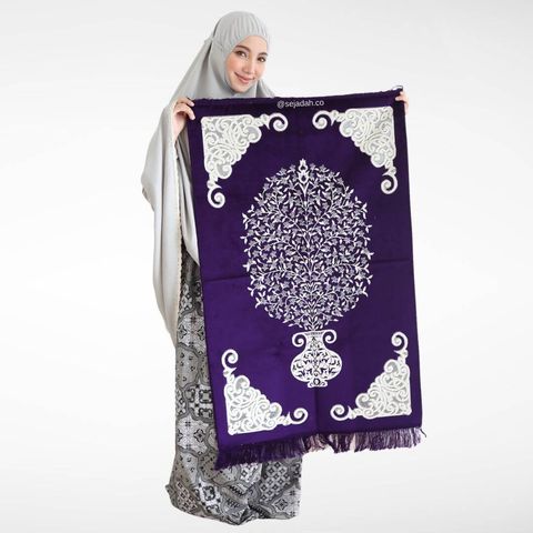 2021-02-14_Sejadah Amaani Purple.jpg