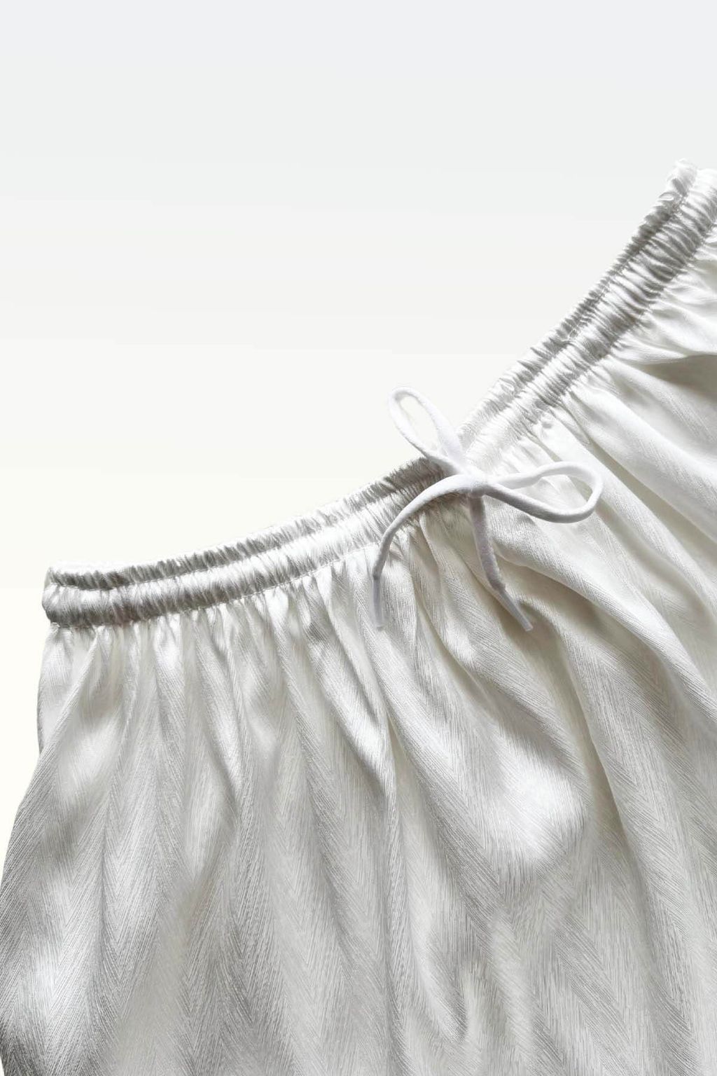 05_Telekung by SEJADAH.CO Silky Sulam 02 White