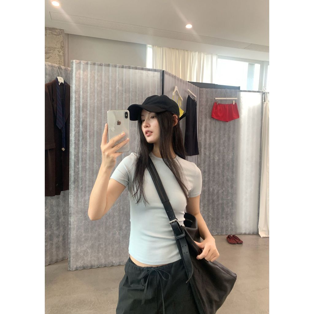 tw-11134207-820li-mlok5yk47fuqb6