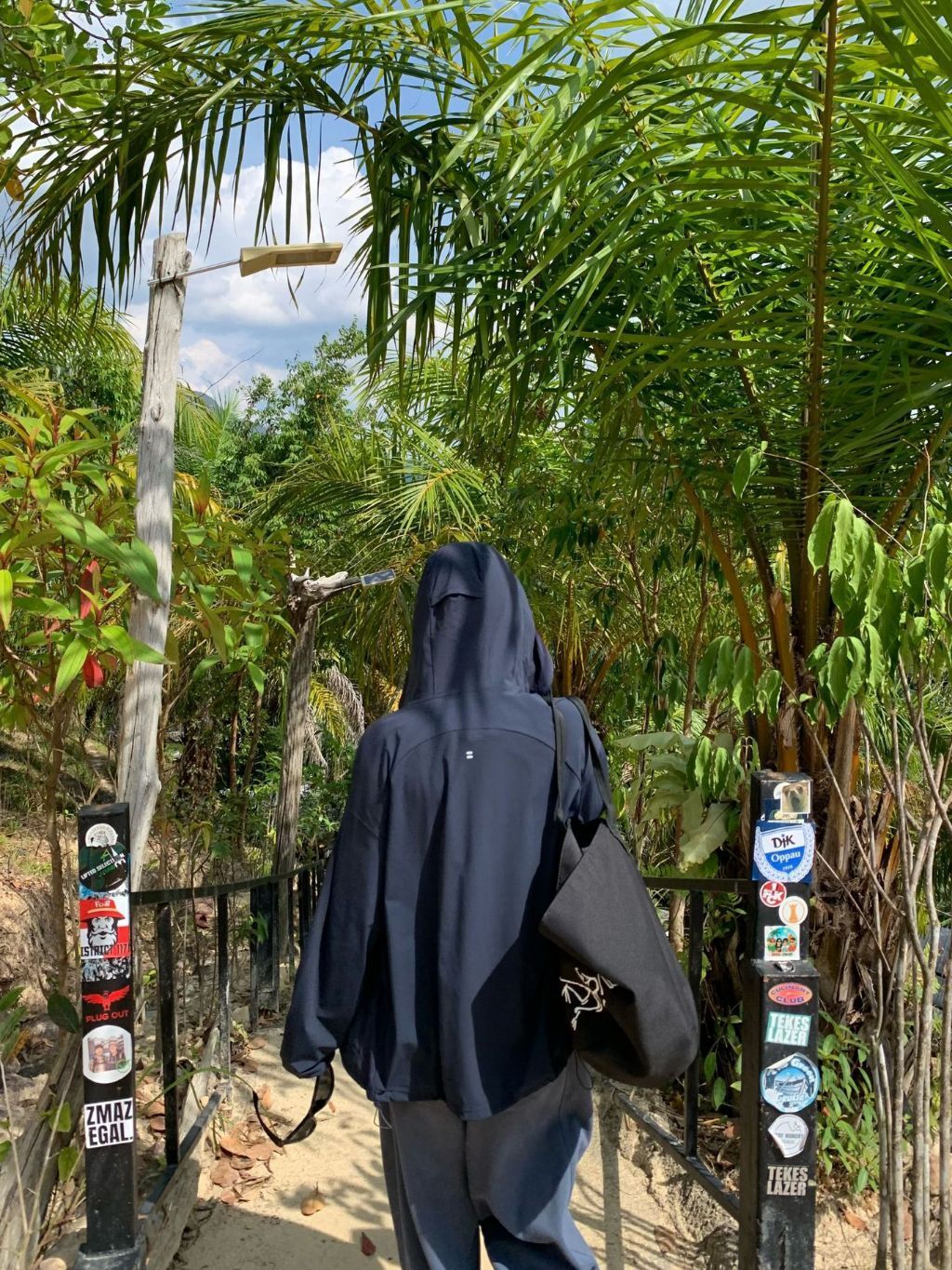 tw-11134207-820l4-mloeulh8oao8c6