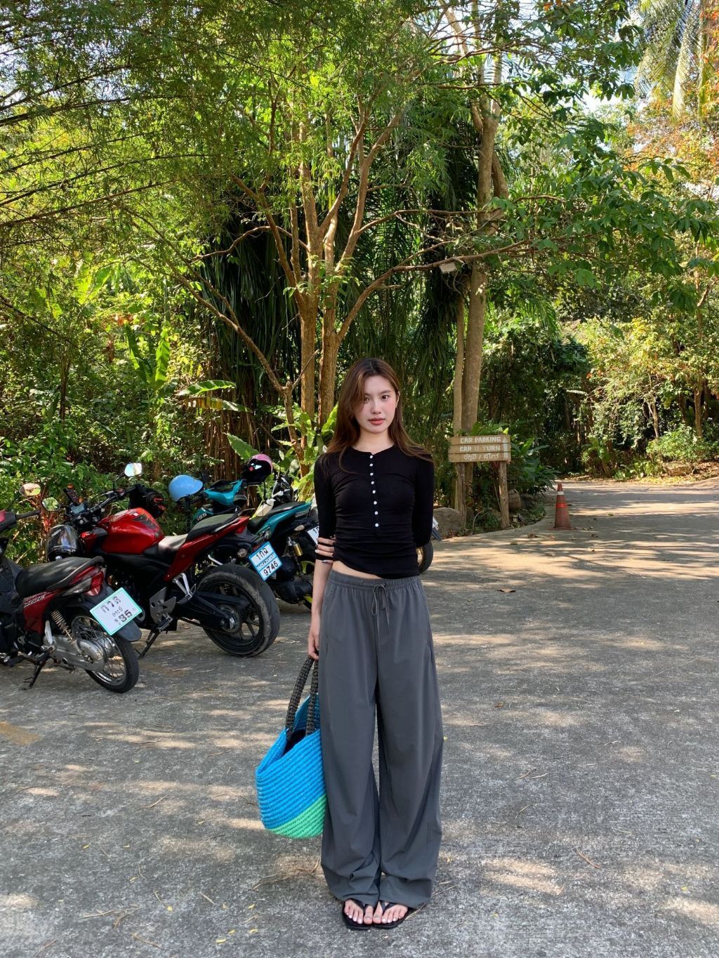 tw-11134207-820lh-mloe0ajhalfscb