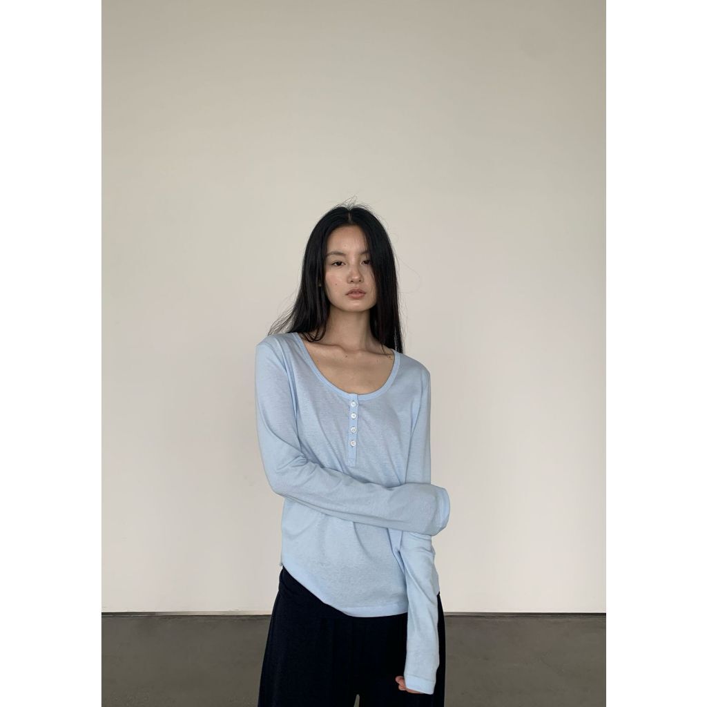 tw-11134207-820l4-mnb1gks8jegz40