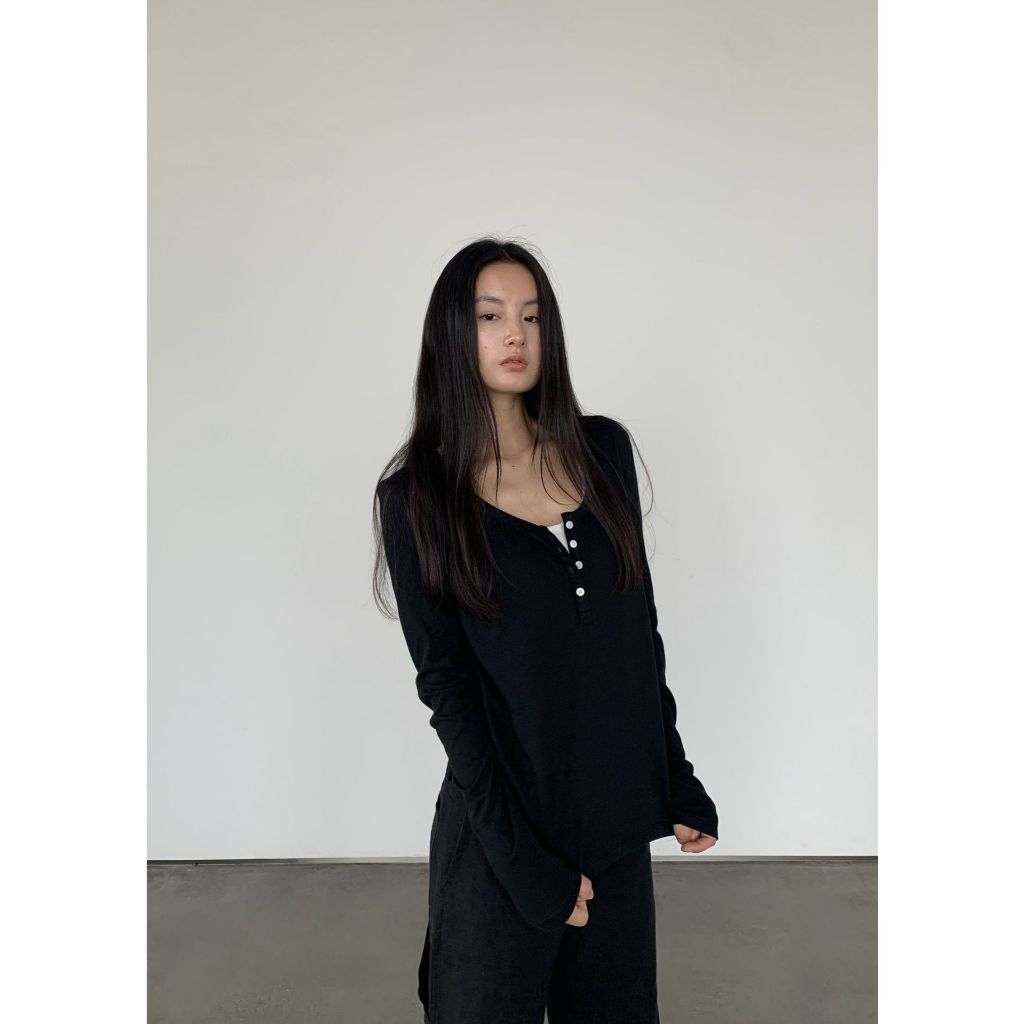 tw-11134207-820lf-mnb1grovwyyr27