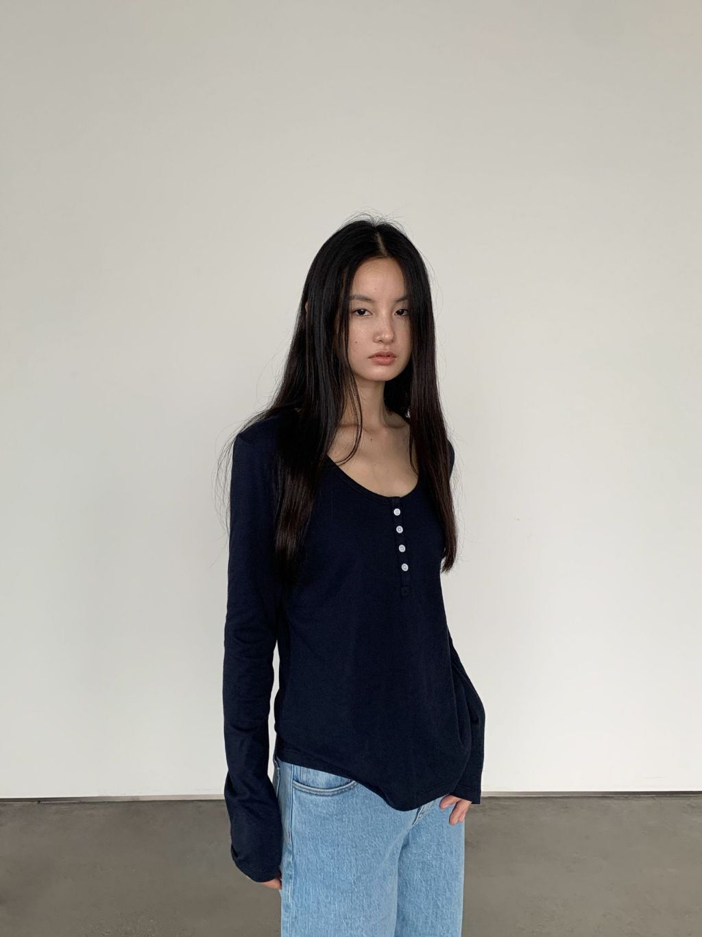 tw-11134207-820l7-mnb1a77q0bgo76