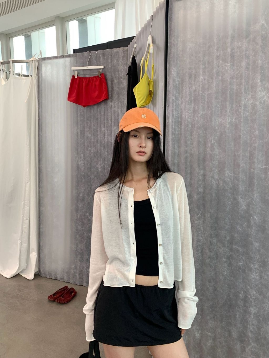 tw-11134207-820l4-mnb3sle7abk47a