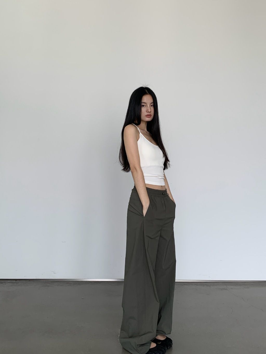 tw-11134207-820l4-mnb484rsqgw018