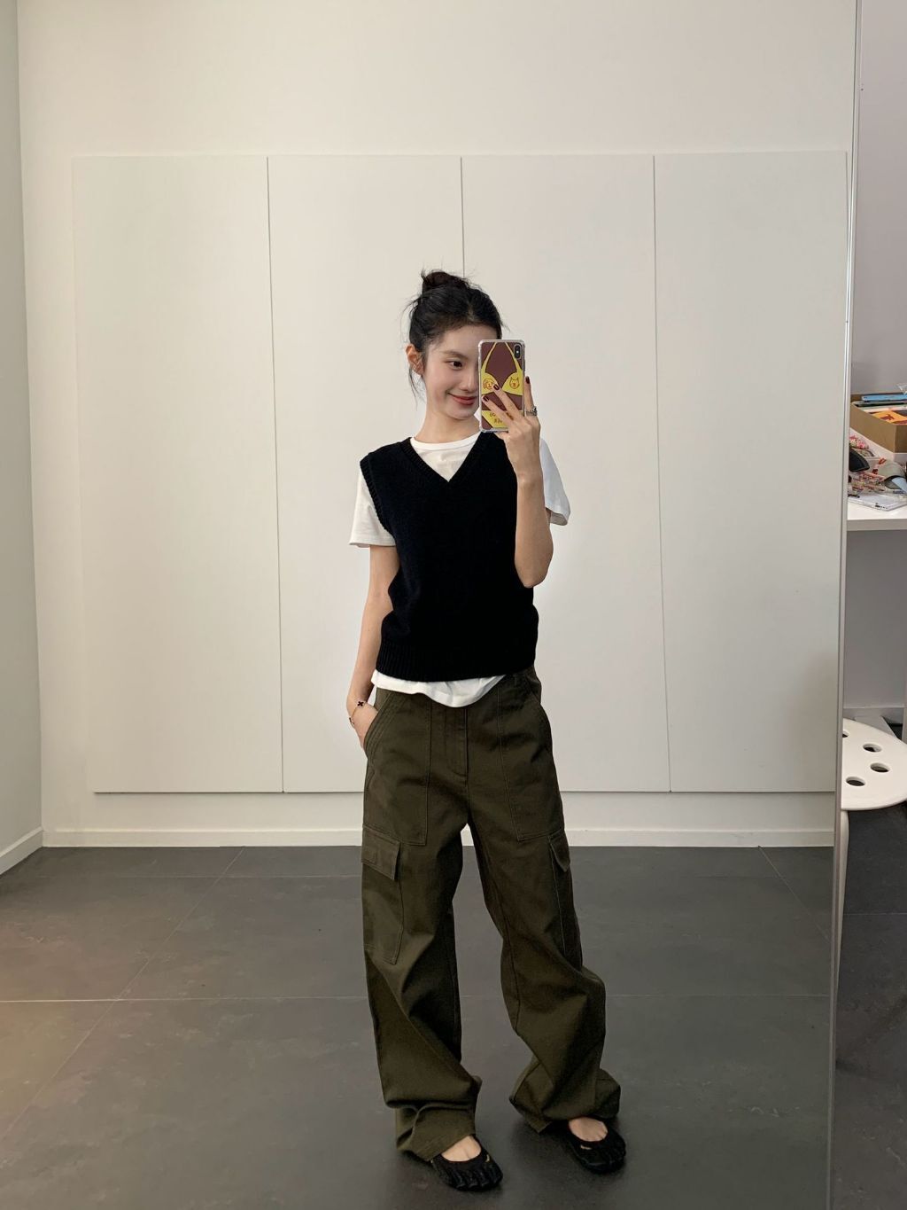 tw-11134207-81ztn-mdvome3glywwdc