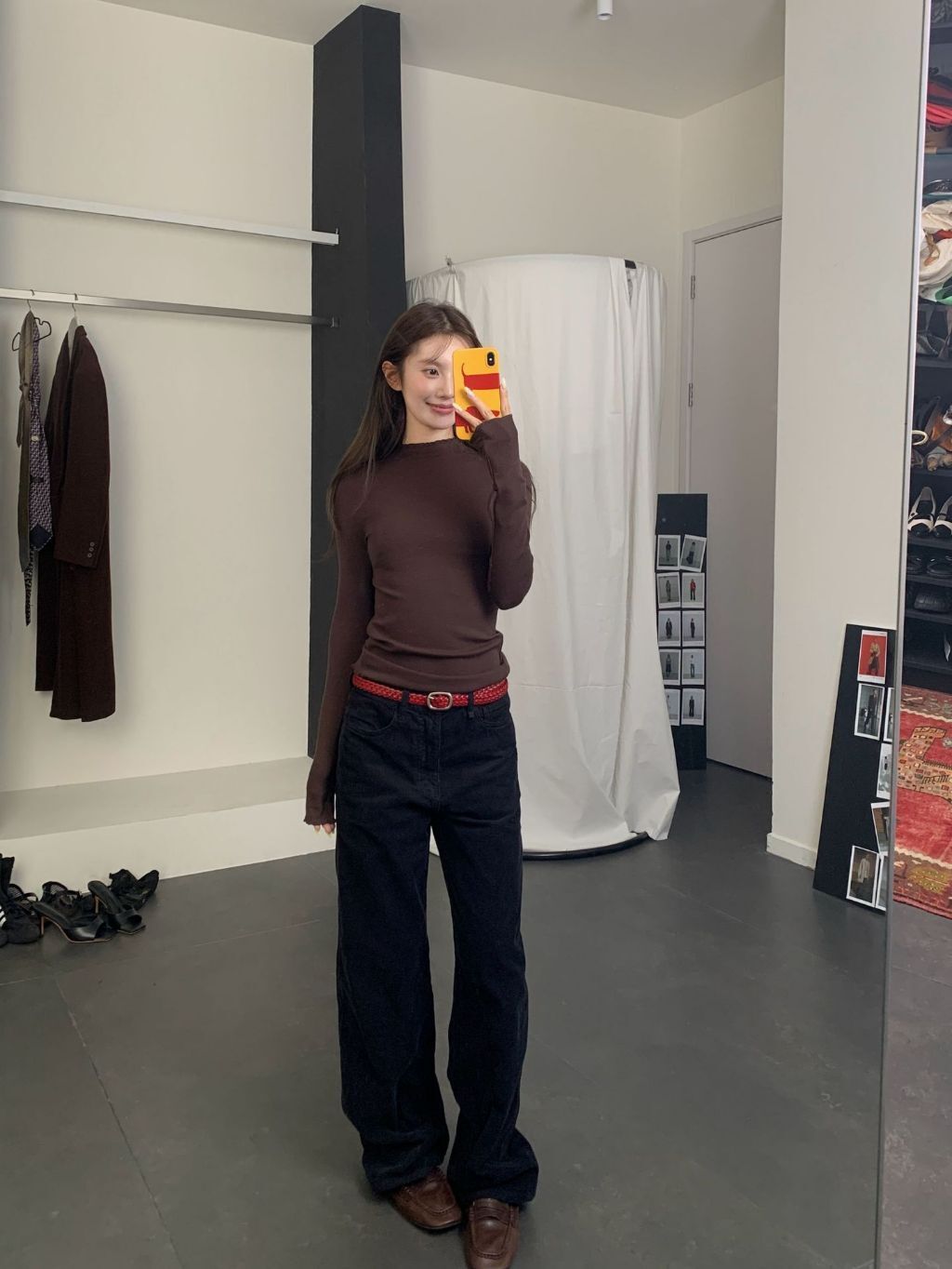 tw-11134207-81ztf-meo6hgd63pxg3c