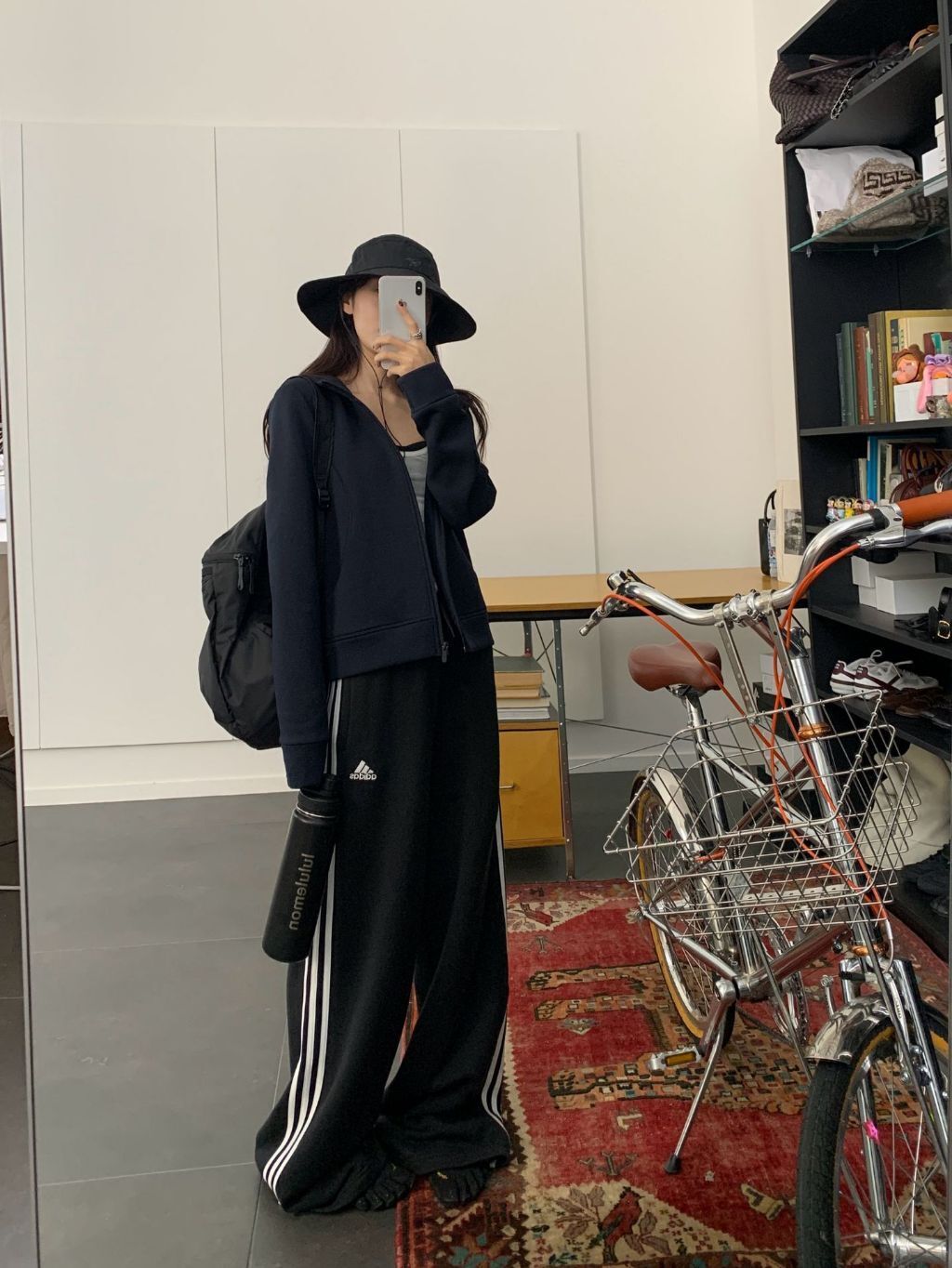 tw-11134207-81ztd-mg0ljk01y8eid2