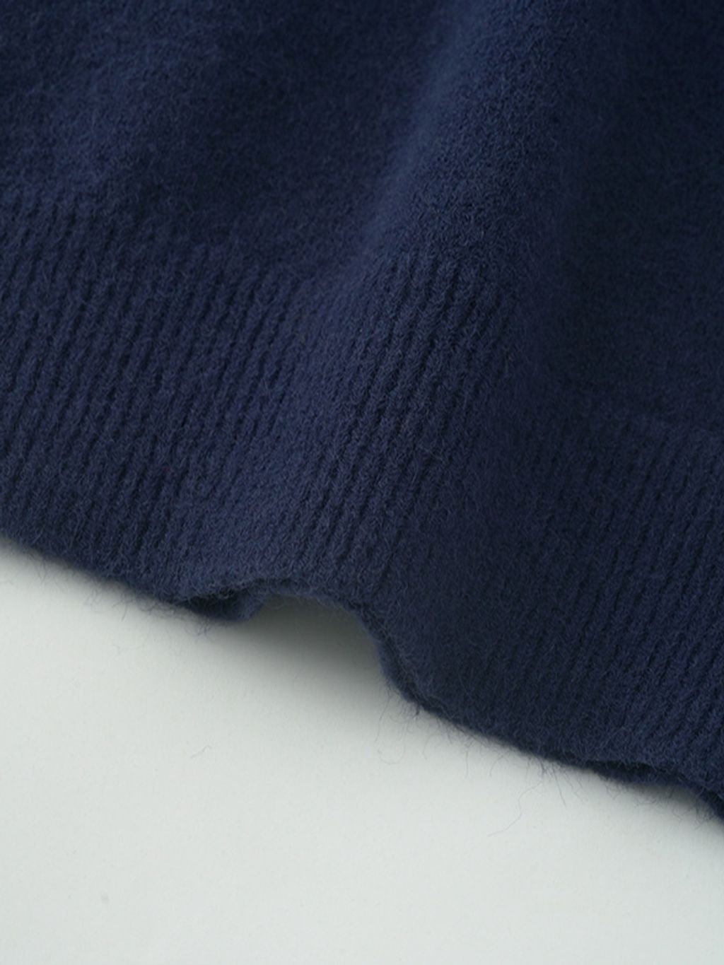 tw-11134207-81ztj-mhonox5drh1ibb