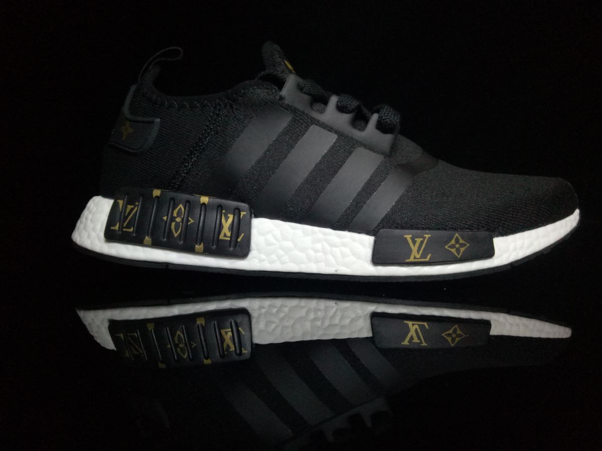 What is allowing the NMD to resonate so well with sneakerheads?