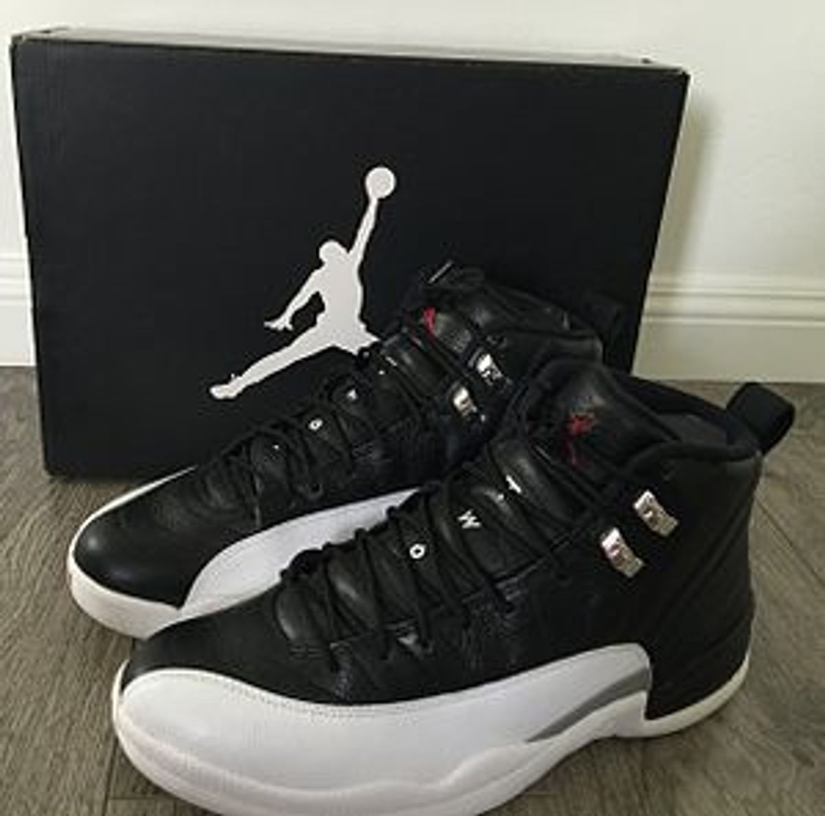 AJ XII