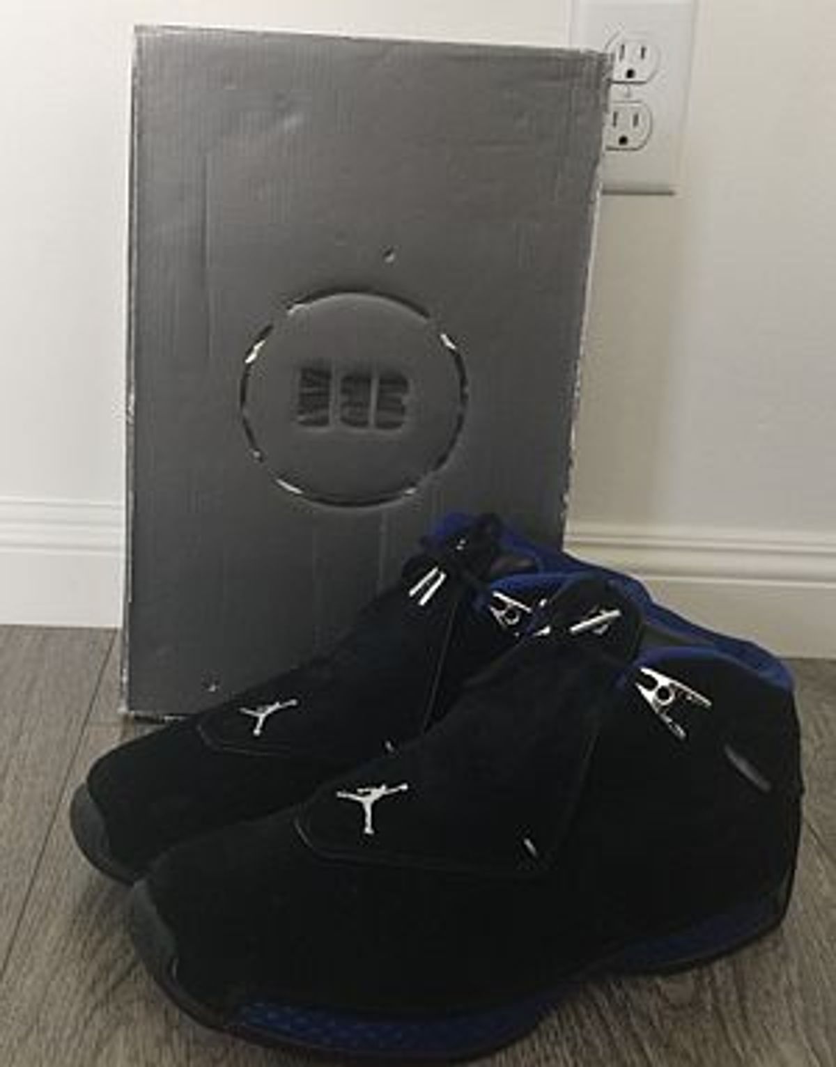 AJ XVIII