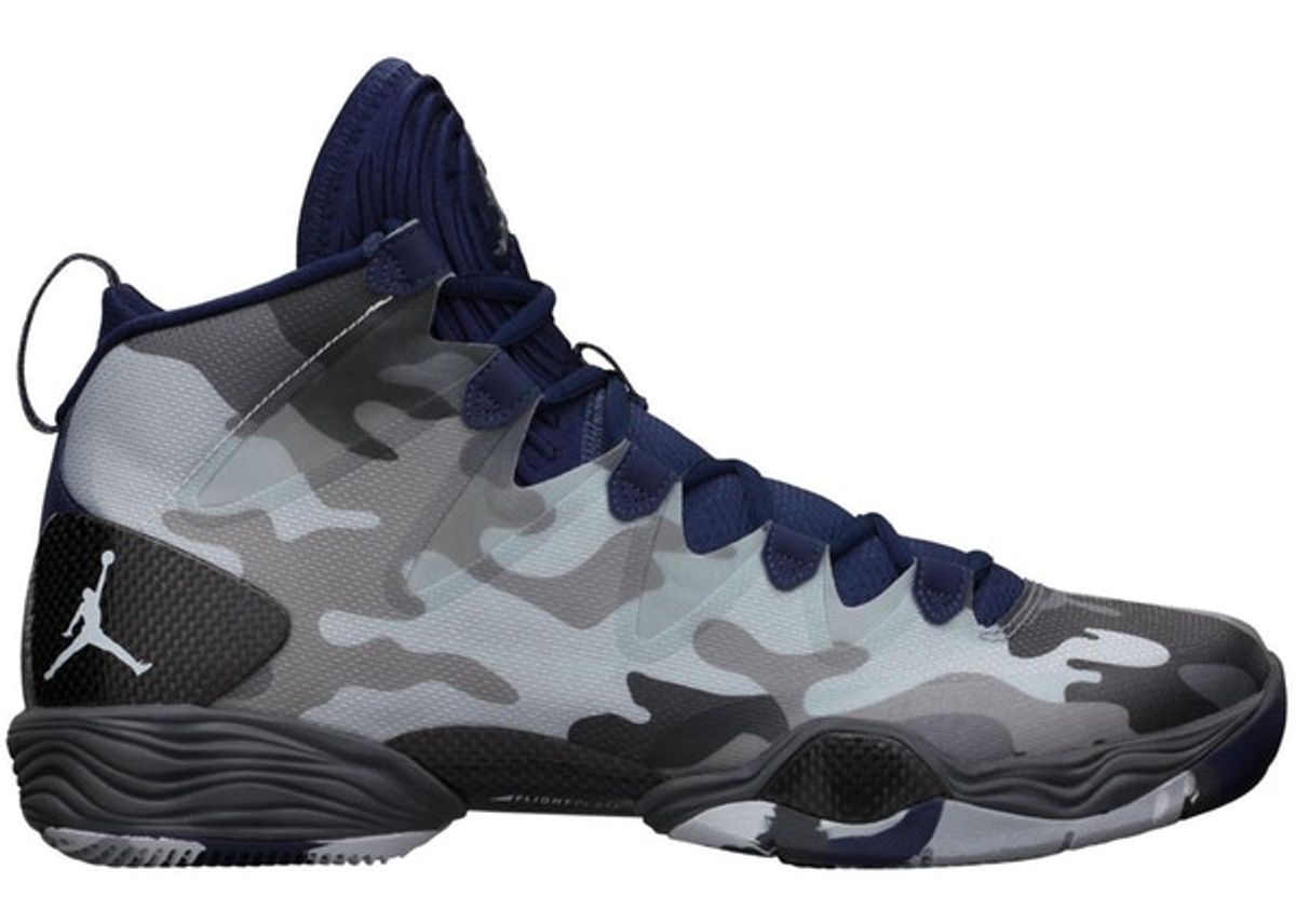 AJ XX8