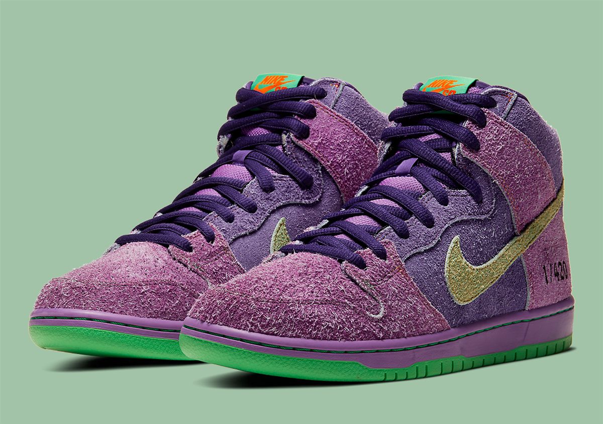 Nike SB Dunk High “420” Flips The Classic “Skunk Dunks”