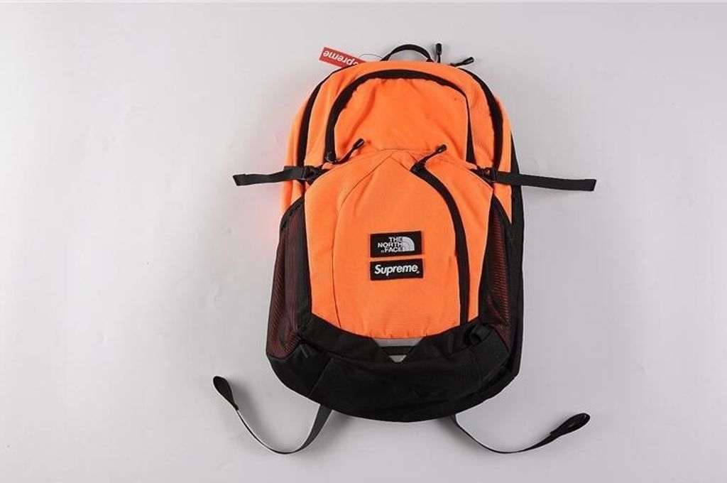 SUP TNF 16fw Pocono Backpack – Sally House of Fashion | Buy Your ...