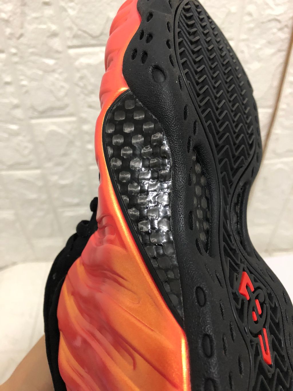 Air Foamposite One Habanero Red USD230 8.jpeg