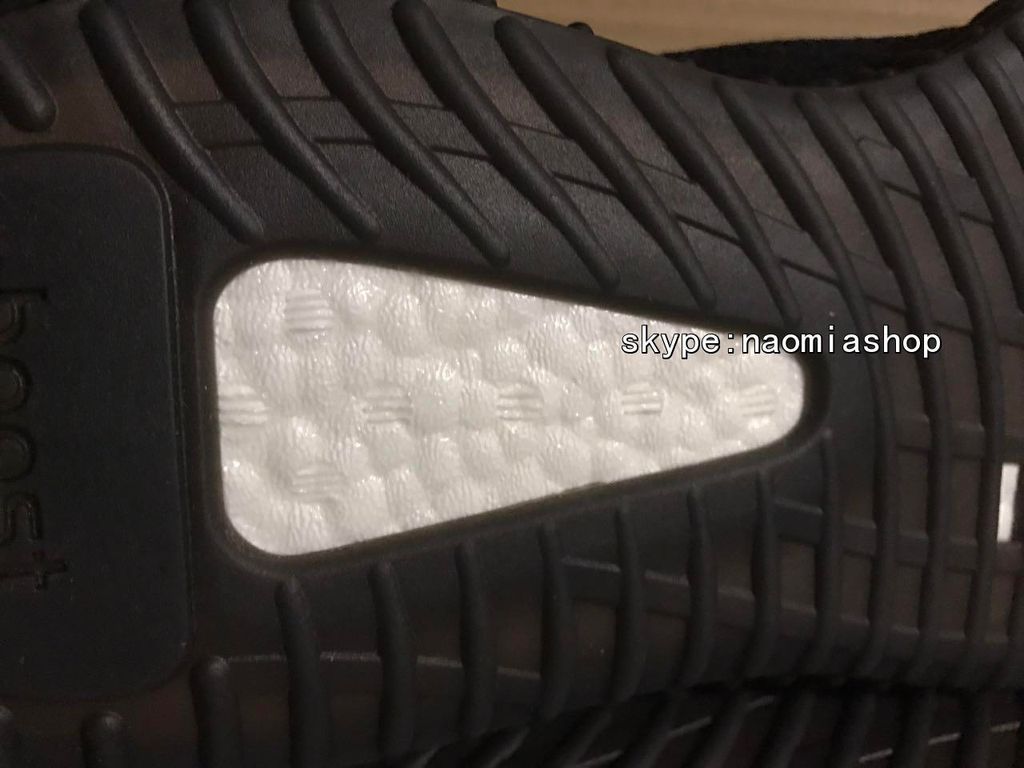 Adidas Yeezy Boost 350 V2 Black Red CP9652 USD220 7.jpg
