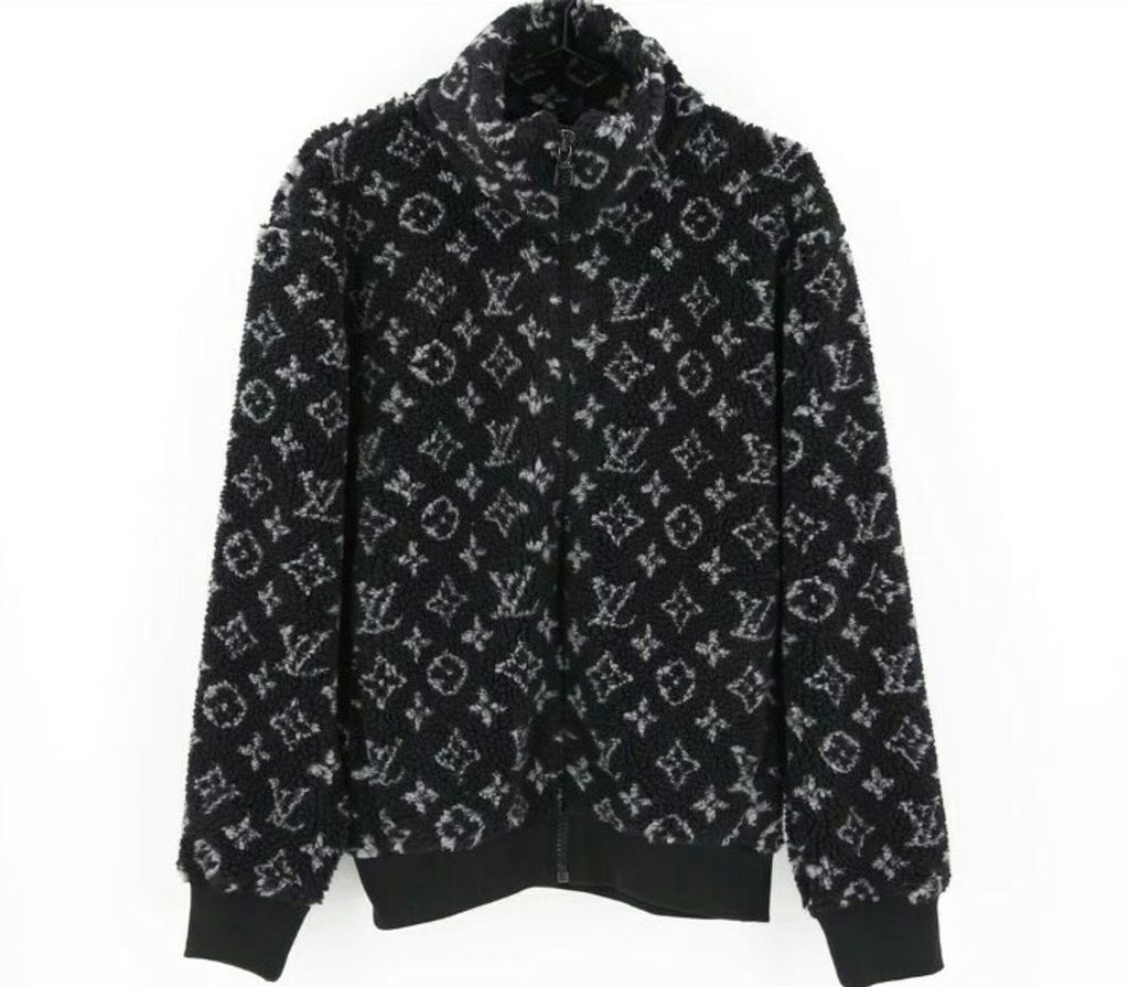 PAUSE or Skip: Louis Vuitton Teddy Jacket – PAUSE Online