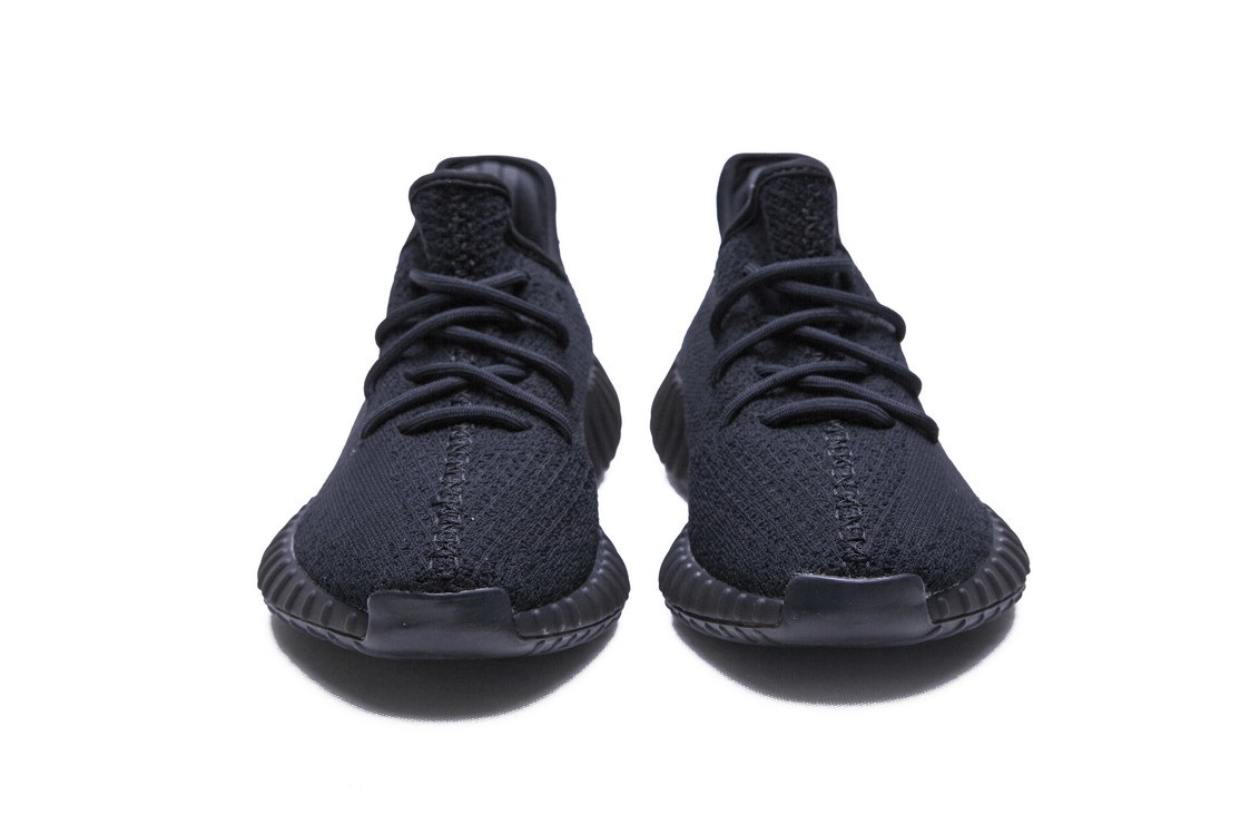yeezy boost 350 triple black