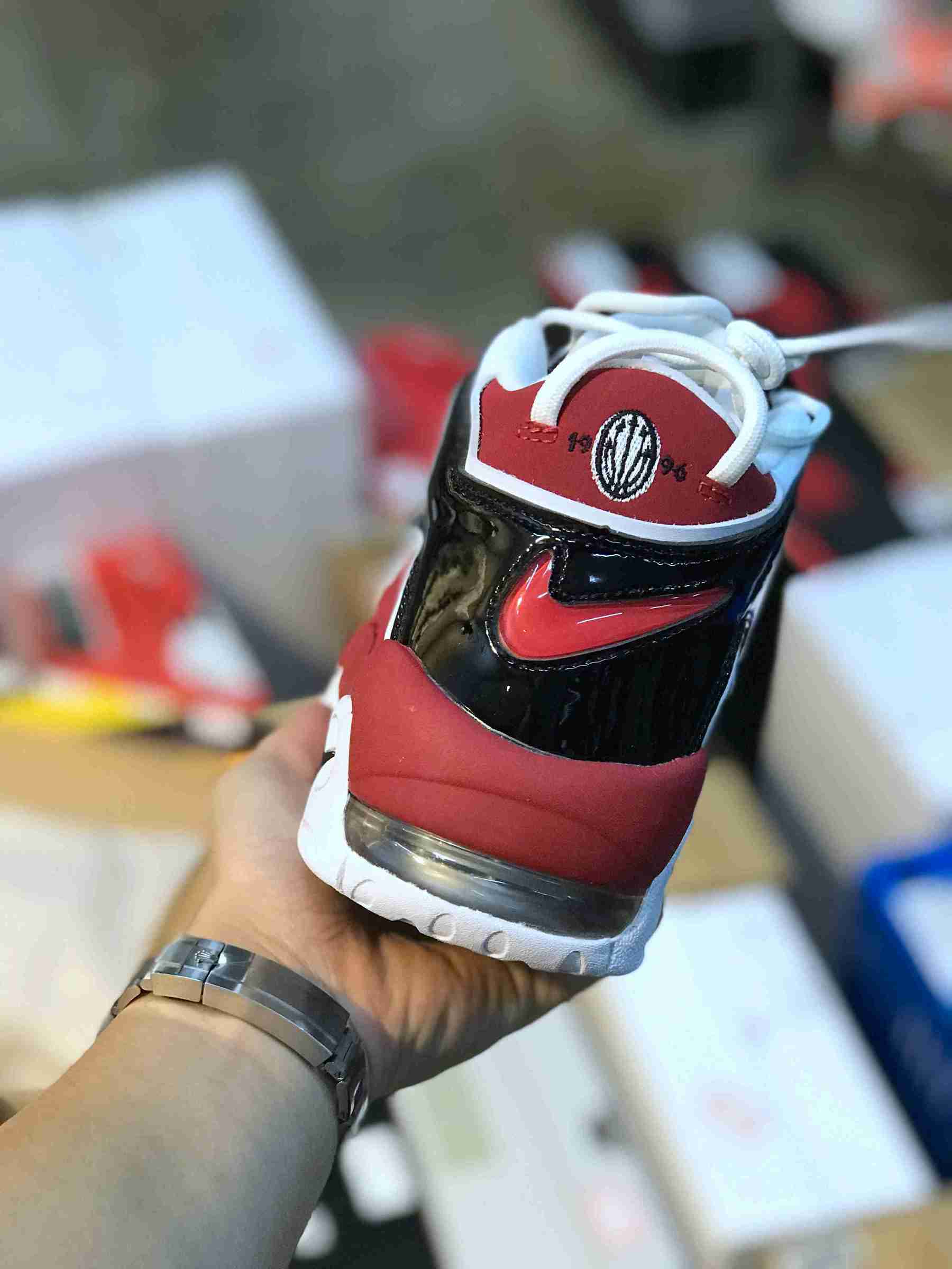 air more uptempo bulls hoops pack