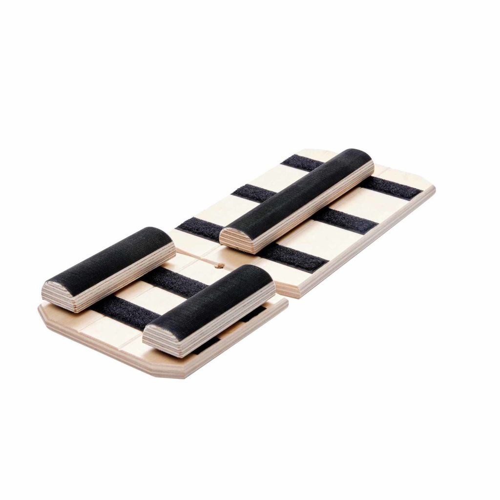 Black_Board1692_quadrat-1320x1320