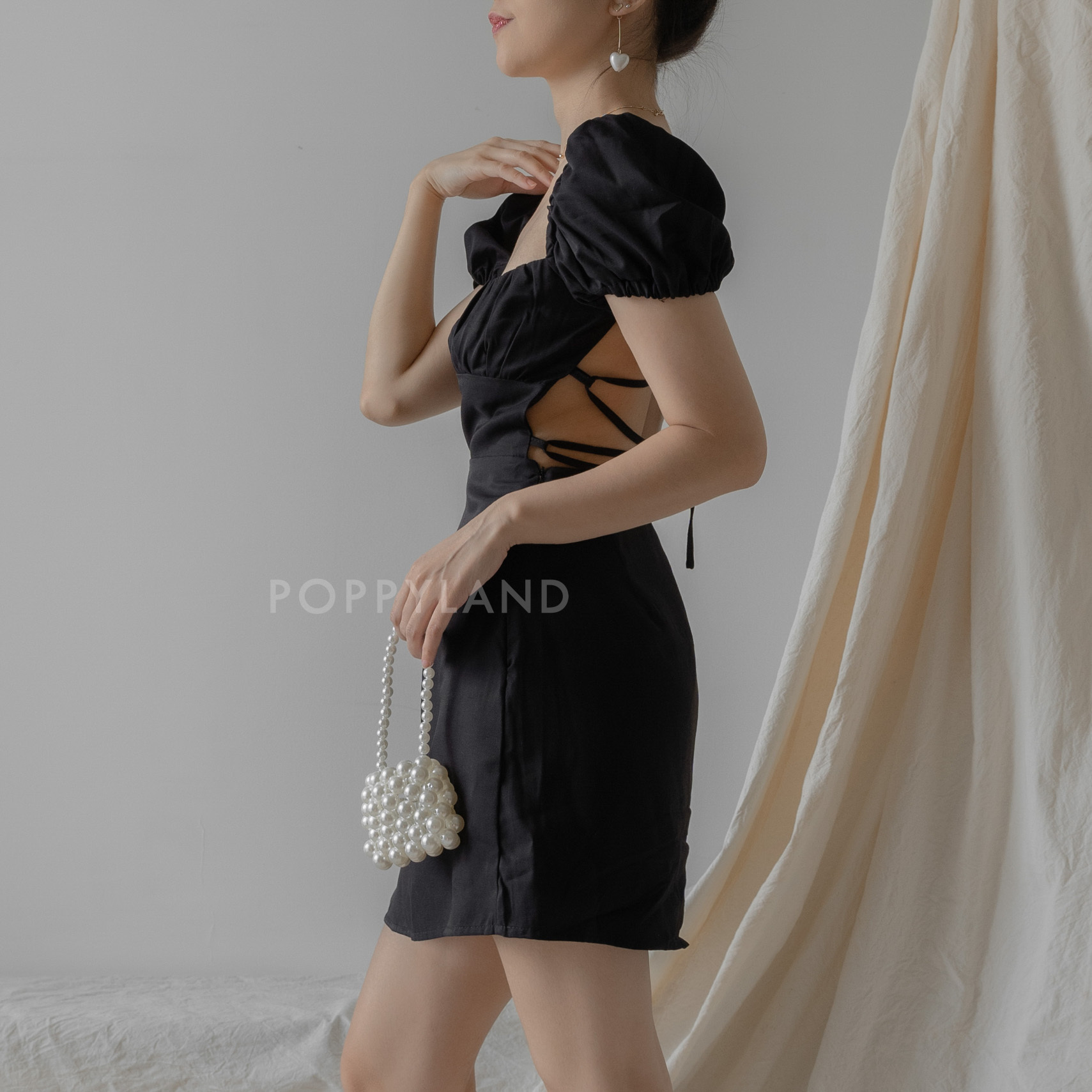 4A0125E5-3323-47AC-9975-0D9D6599B63C