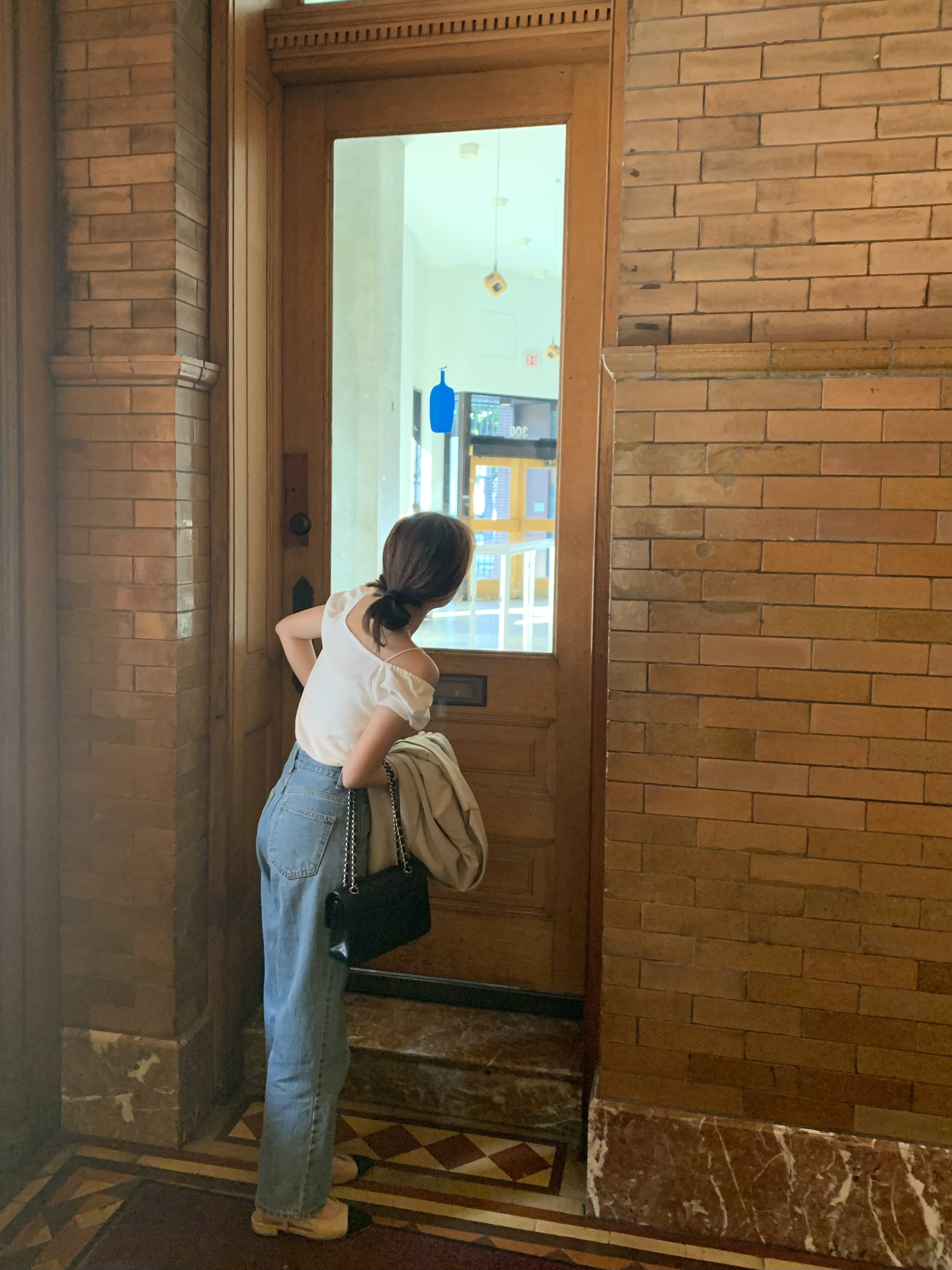 62A4B09B-0D45-4A00-A784-E21D604EA530