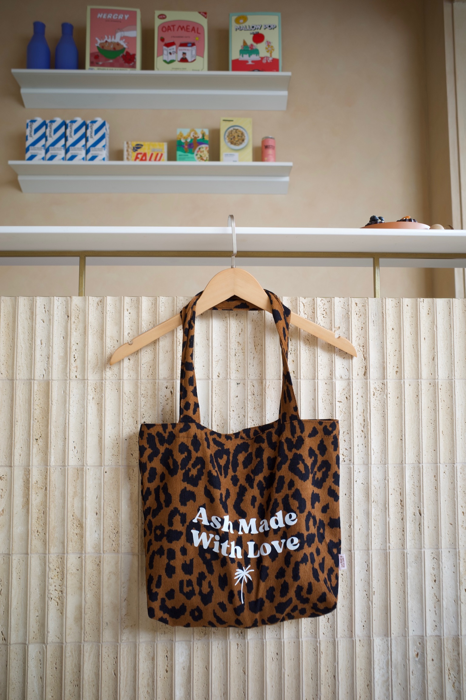 42BEB7CD-4789-489C-A372-3B0010D2E326