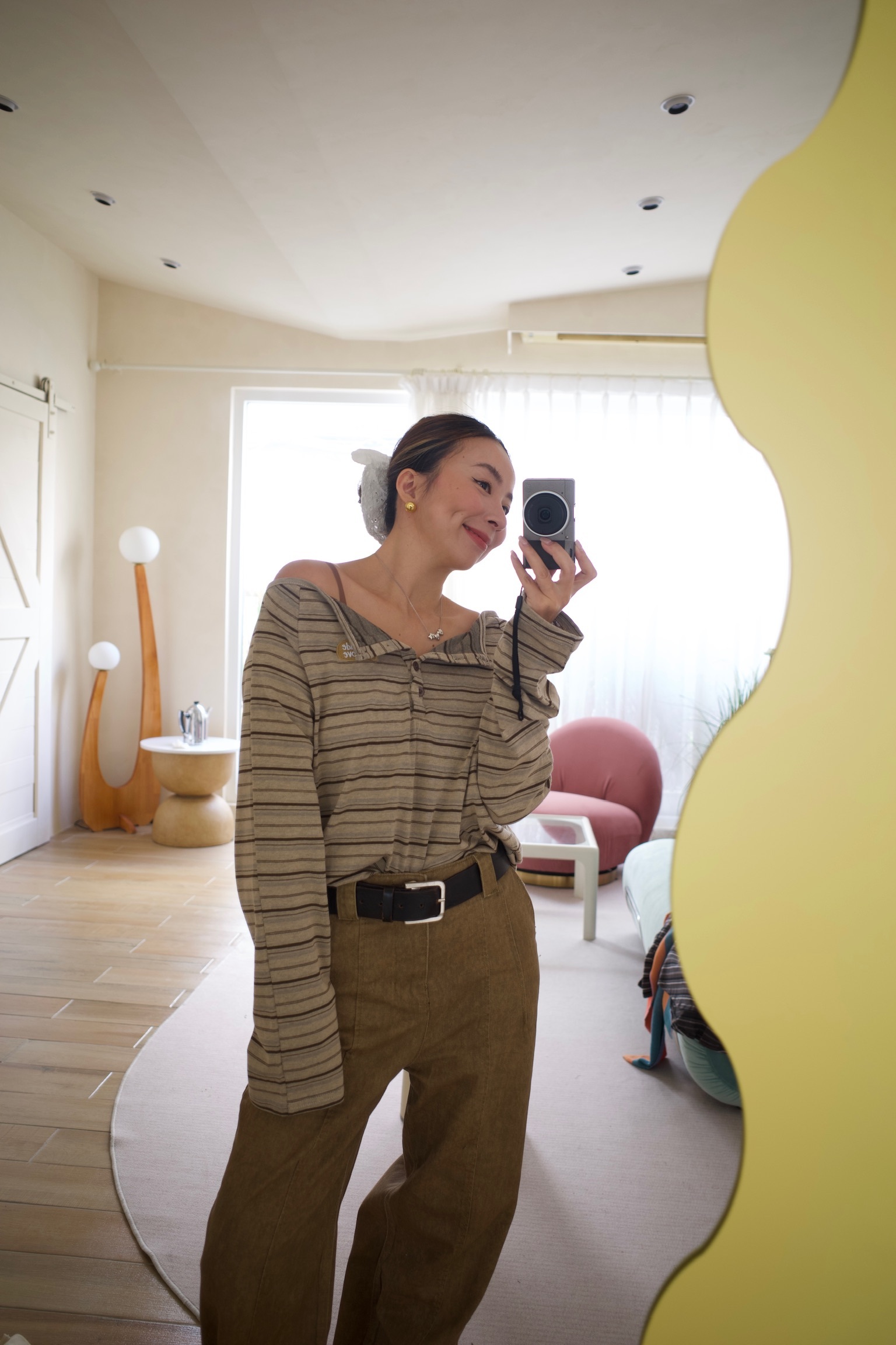 5C3863ED-ACCA-4EA4-9C81-B4EDDB1A39EC