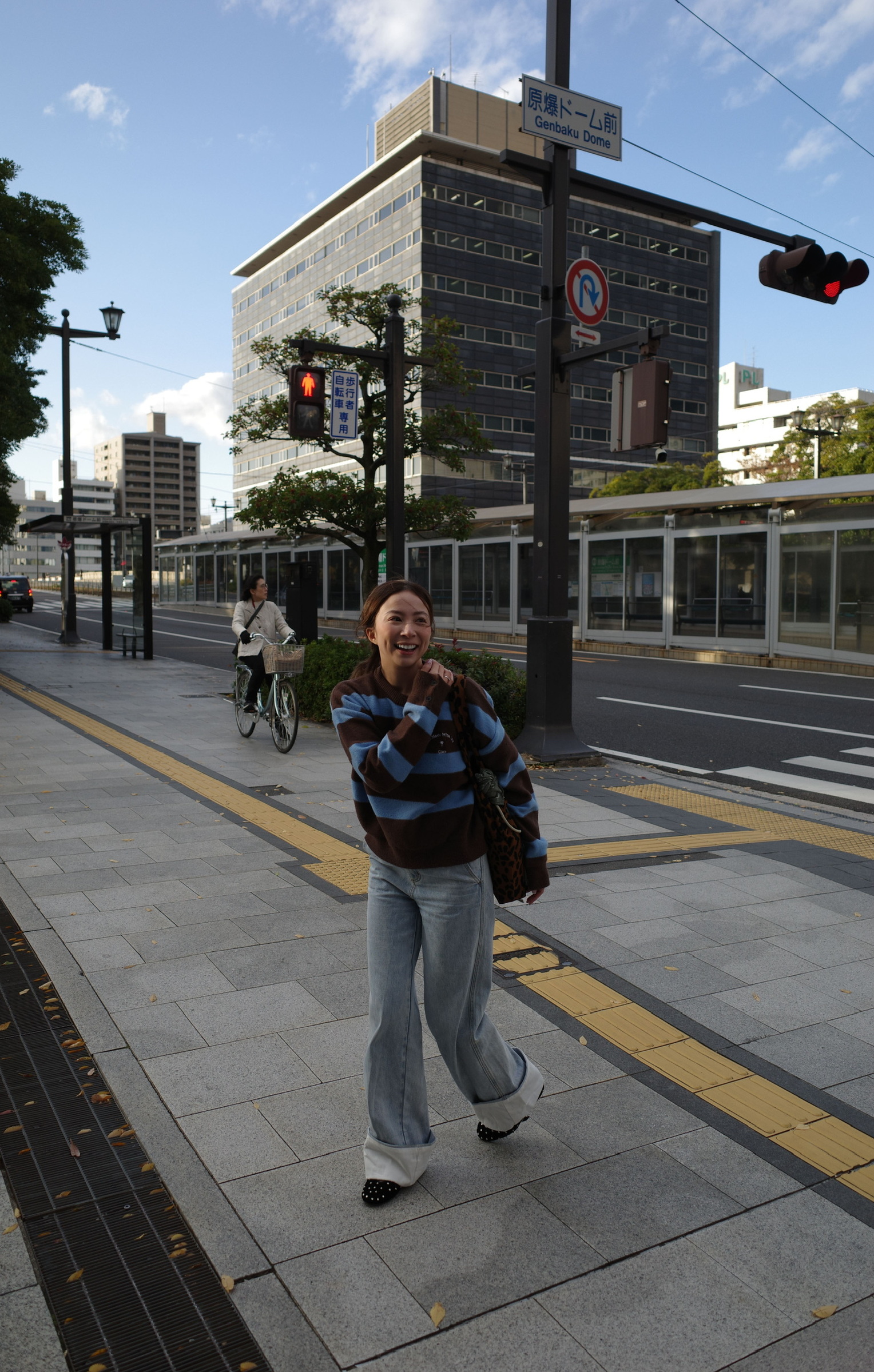 03AC1D8B-7FA4-4D91-AC29-9742600DA6C1