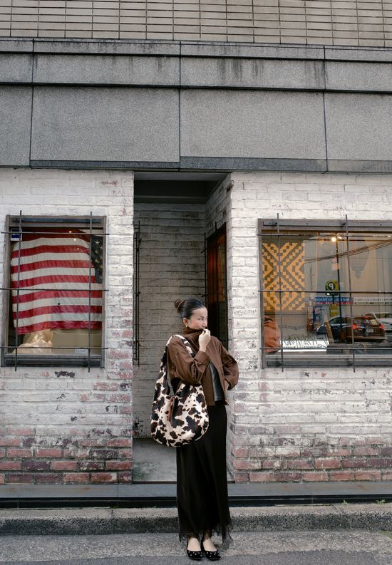  | A S H L E Y  /  STUDIO