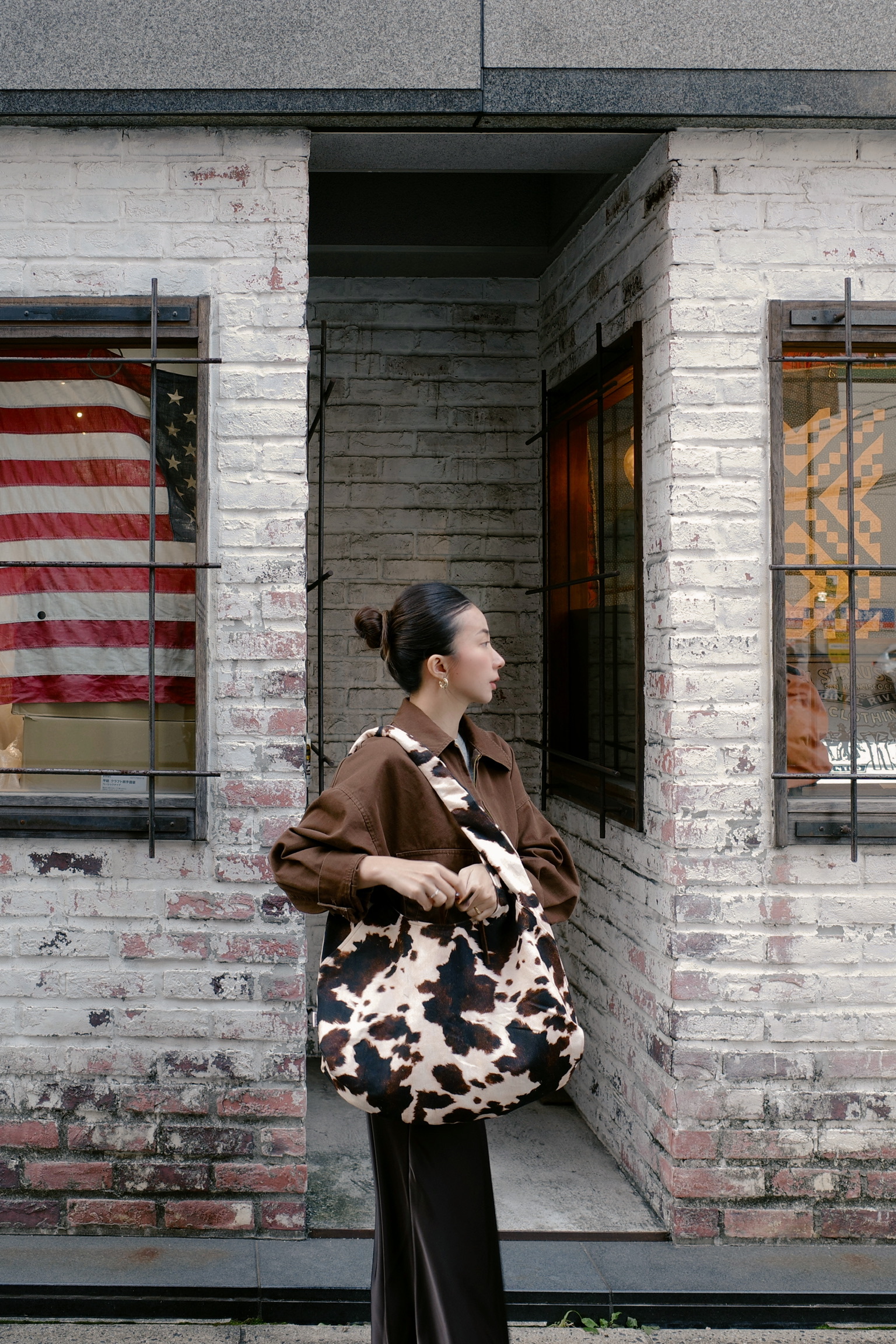 1ECC4D8F-9A22-4222-B881-88AB316B840E