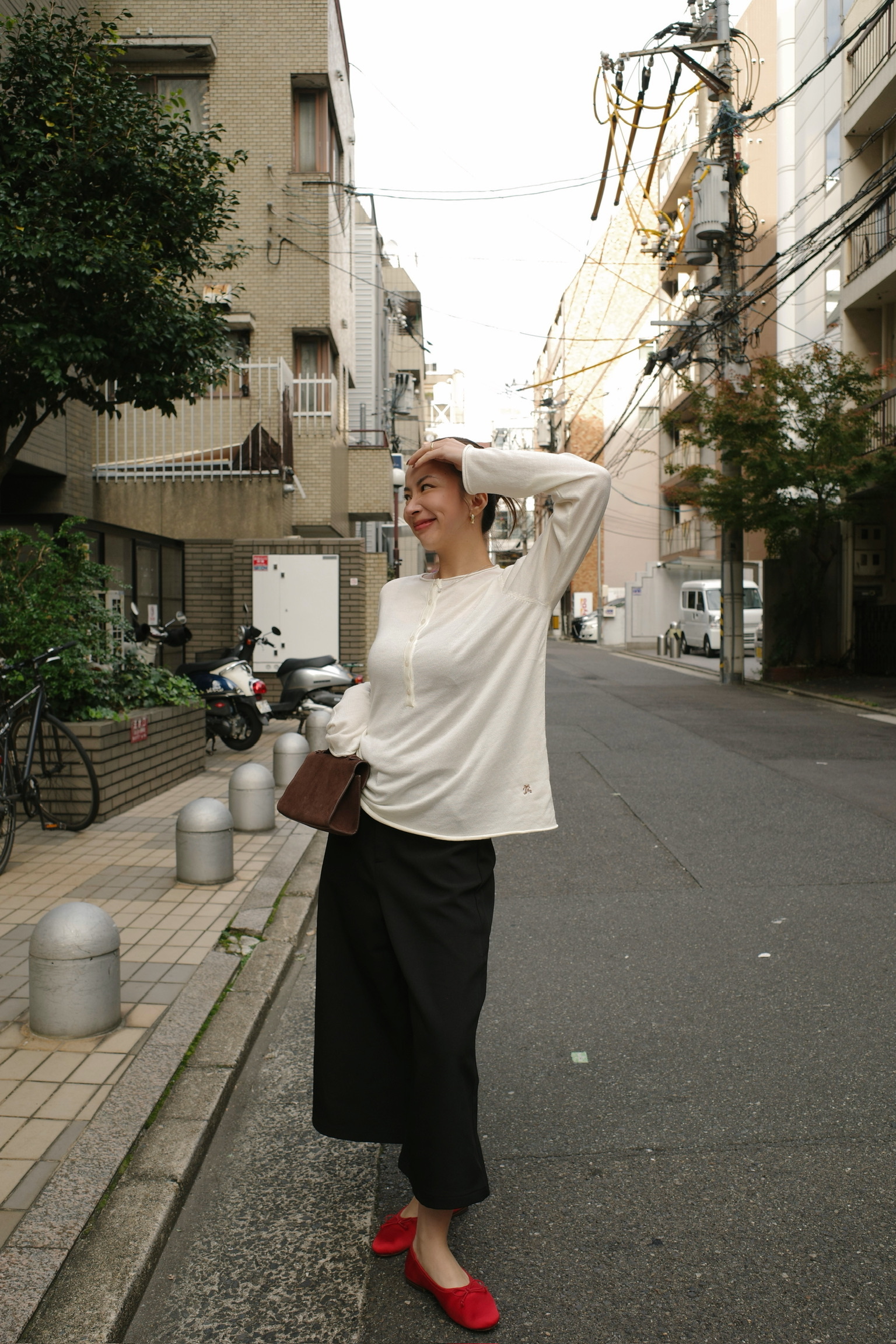 AD8E6BDF-B44D-4F2A-9BEB-053FC0472EFD