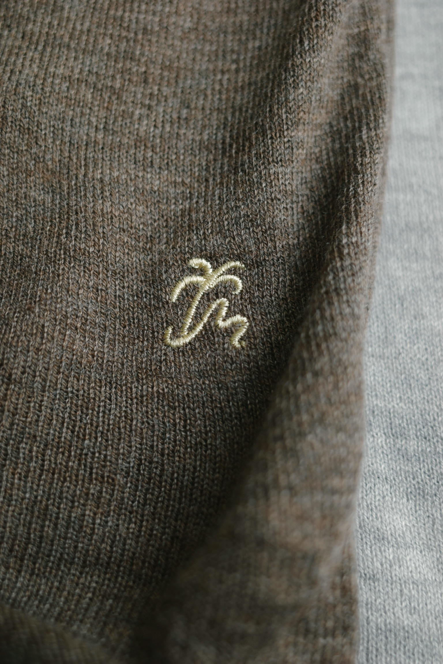 F91ED806-4D72-47E6-8F27-DEE4C71A2818