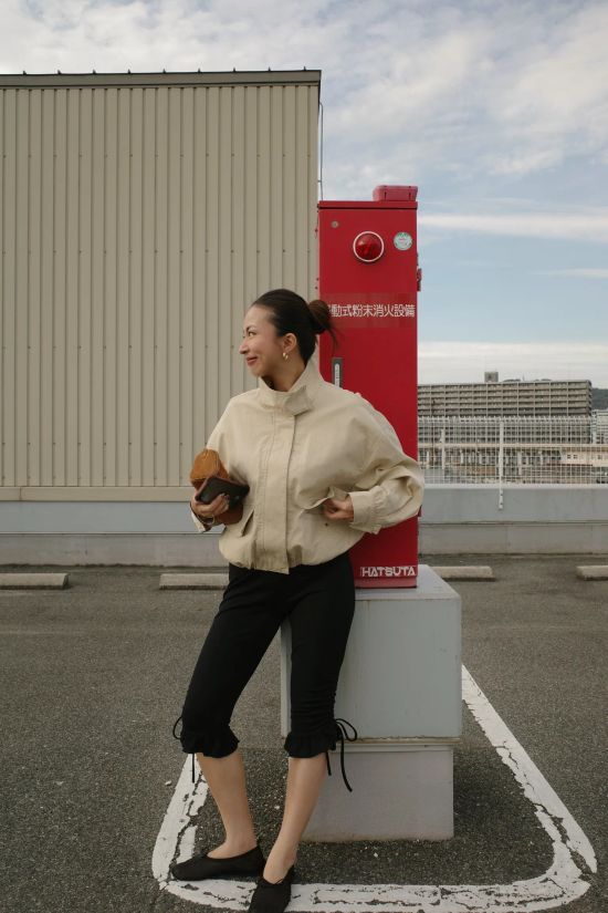  | A S H L E Y  /  STUDIO