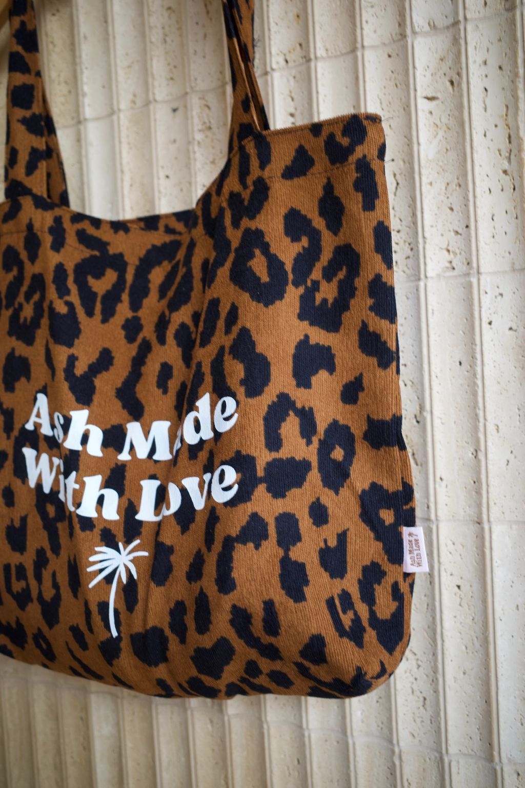 703D9D63-D27E-4345-99EC-B31EDC16A772