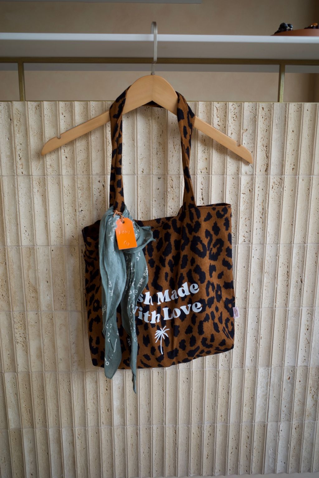 854F52D3-6FA8-45EF-B885-AC649610D758