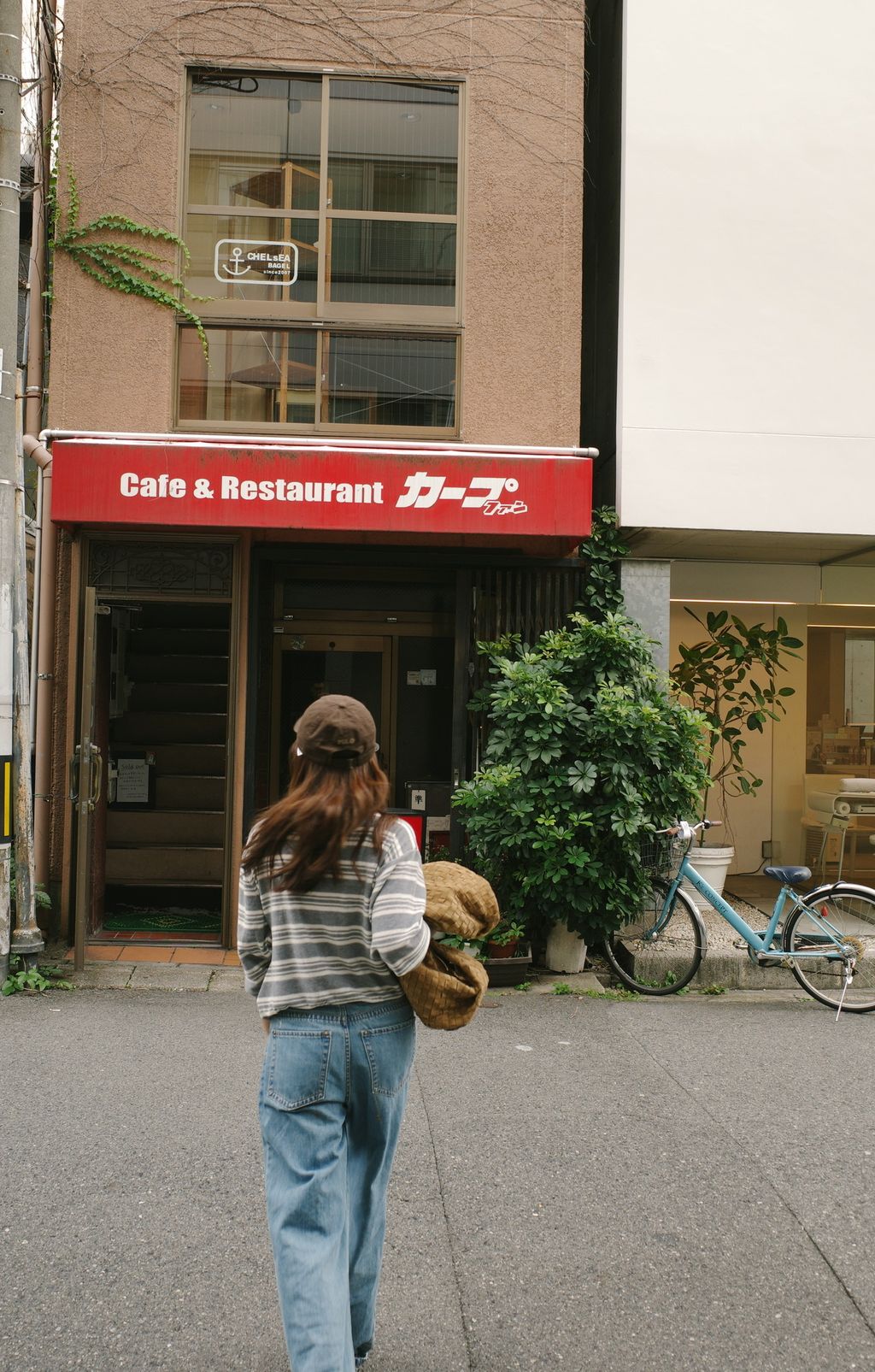 FF4B88ED-0625-407D-8999-8D00971000D5