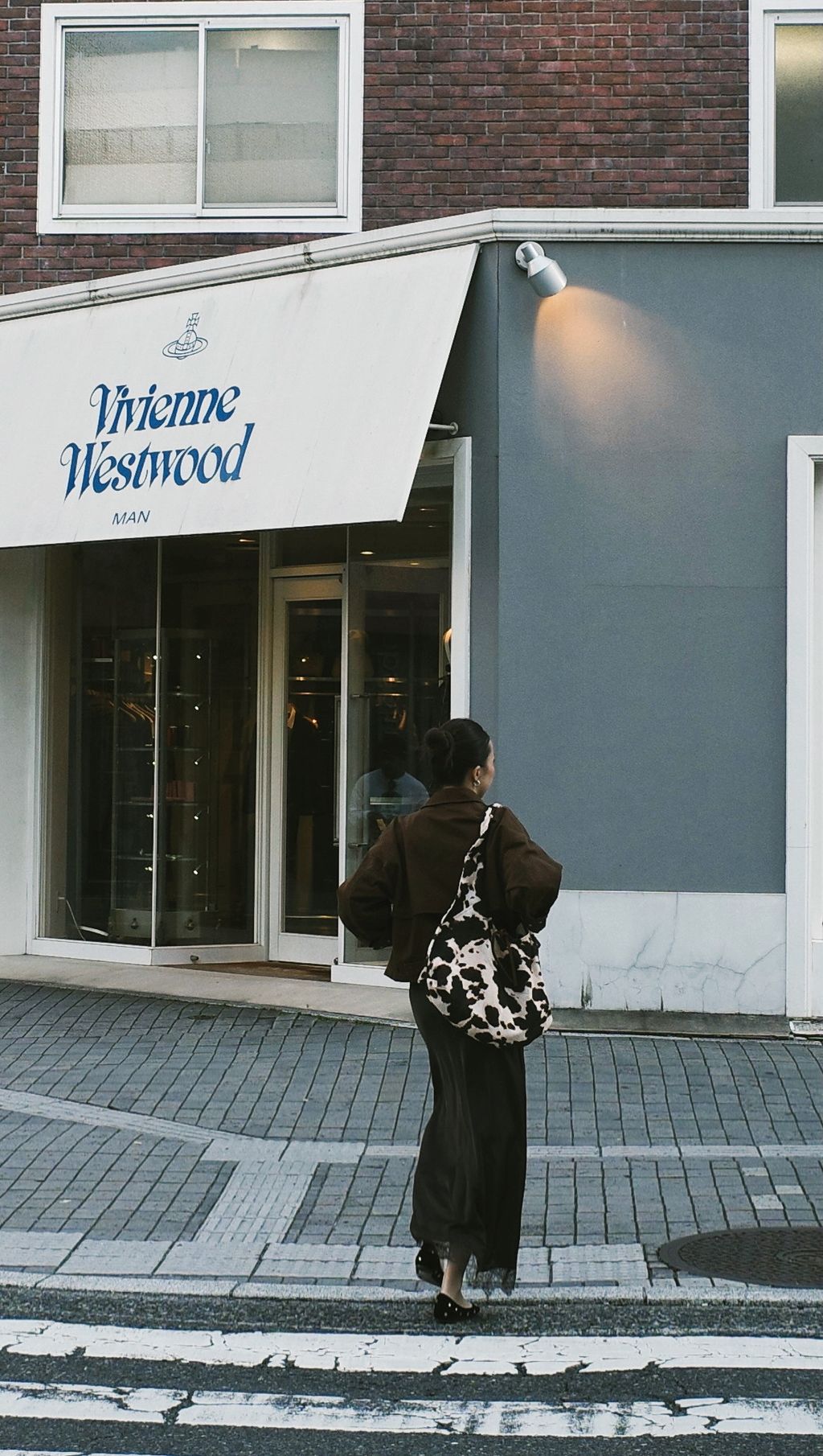 8938BBD9-0E4D-4B8D-8A95-7637FBC91AF4