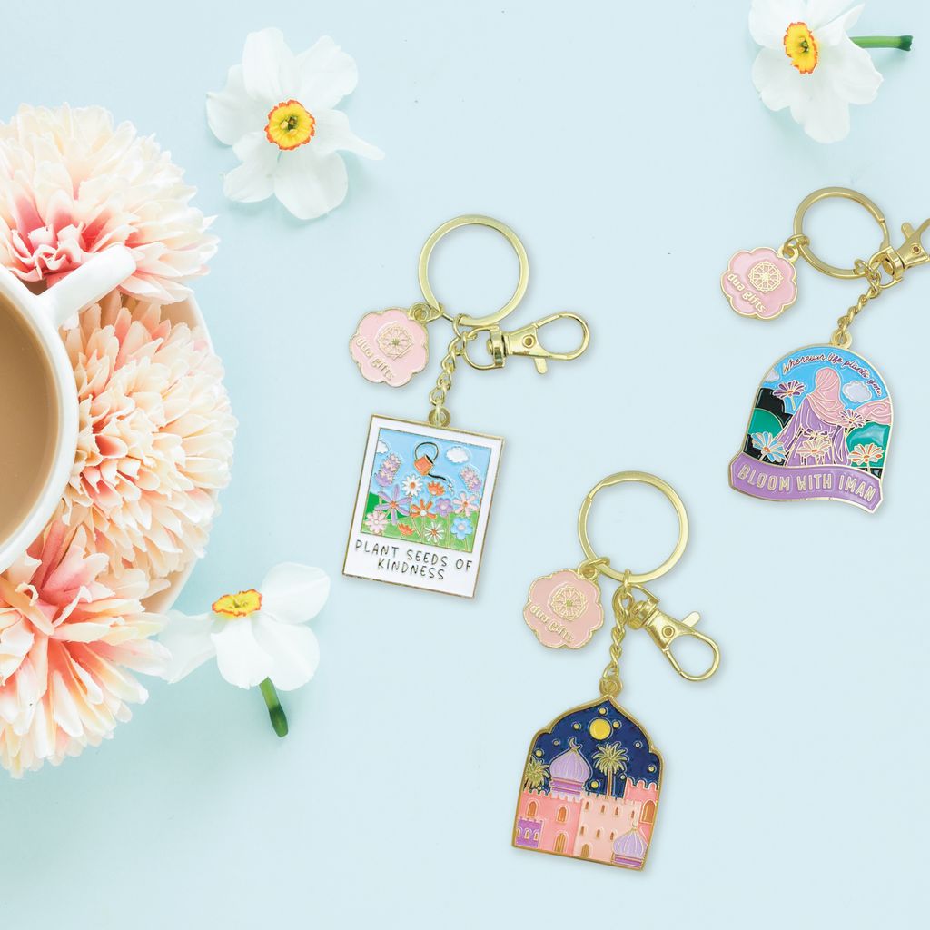 dg 2025 enamel keyring - 1080 x 1080-07