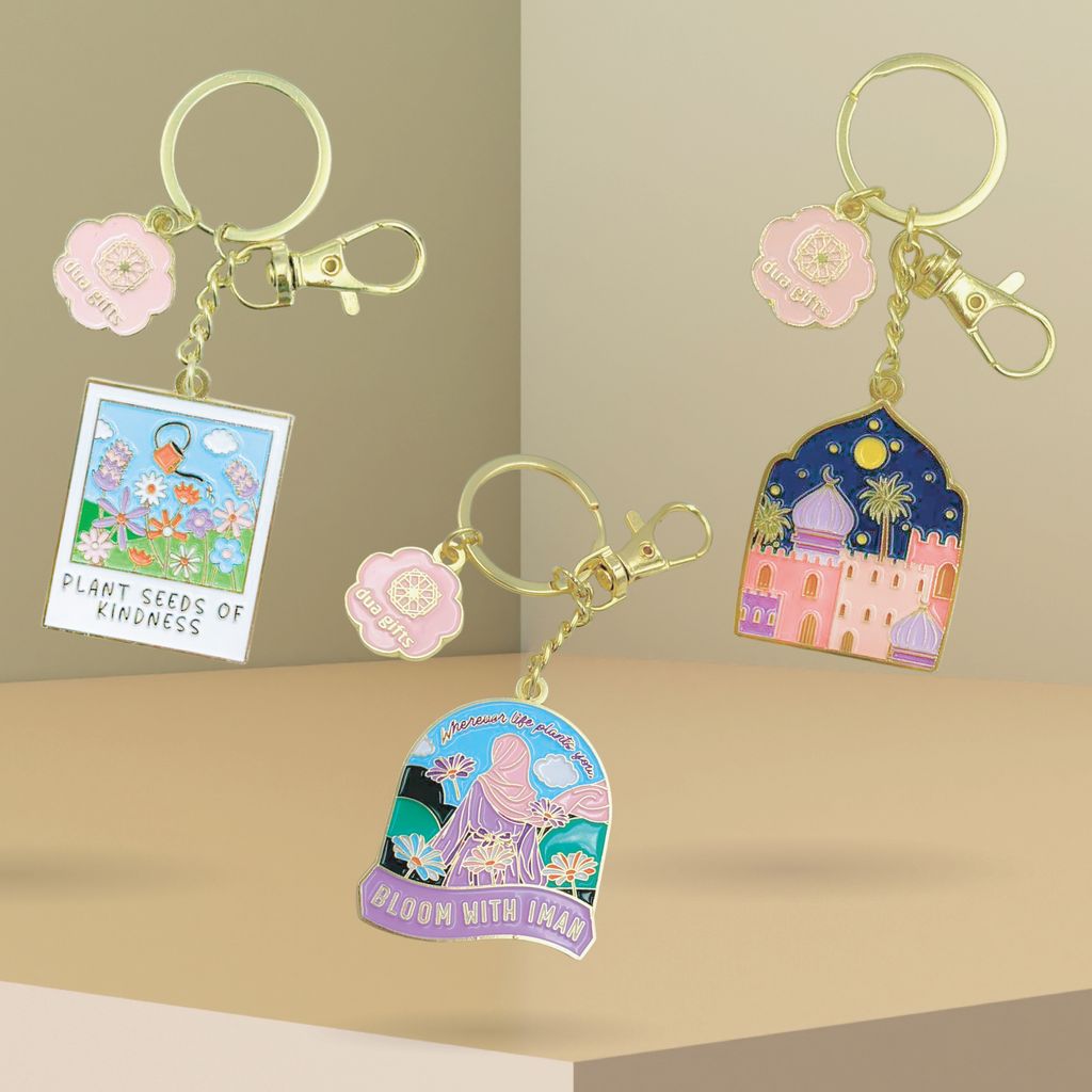 dg 2025 enamel keyring - 1080 x 1080-08
