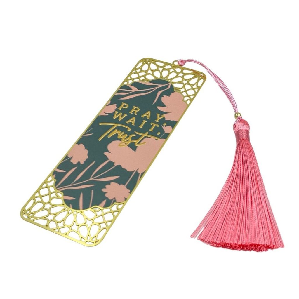 DG OMG UNEDITED BOOKMARK MUG