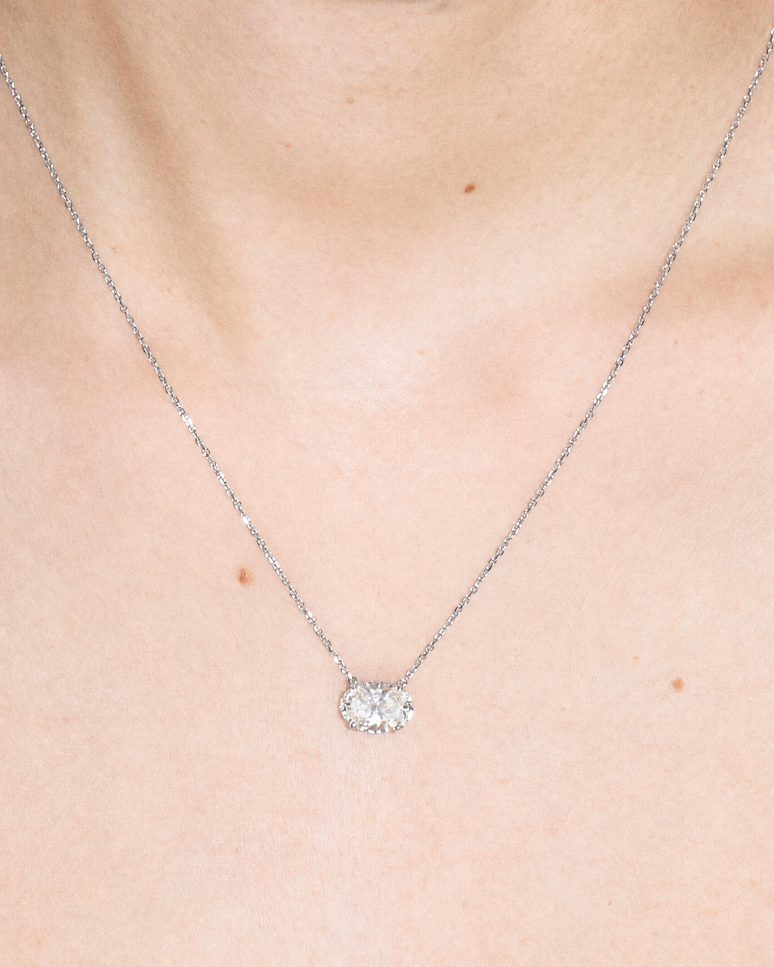 Polished white gold necklace makeover