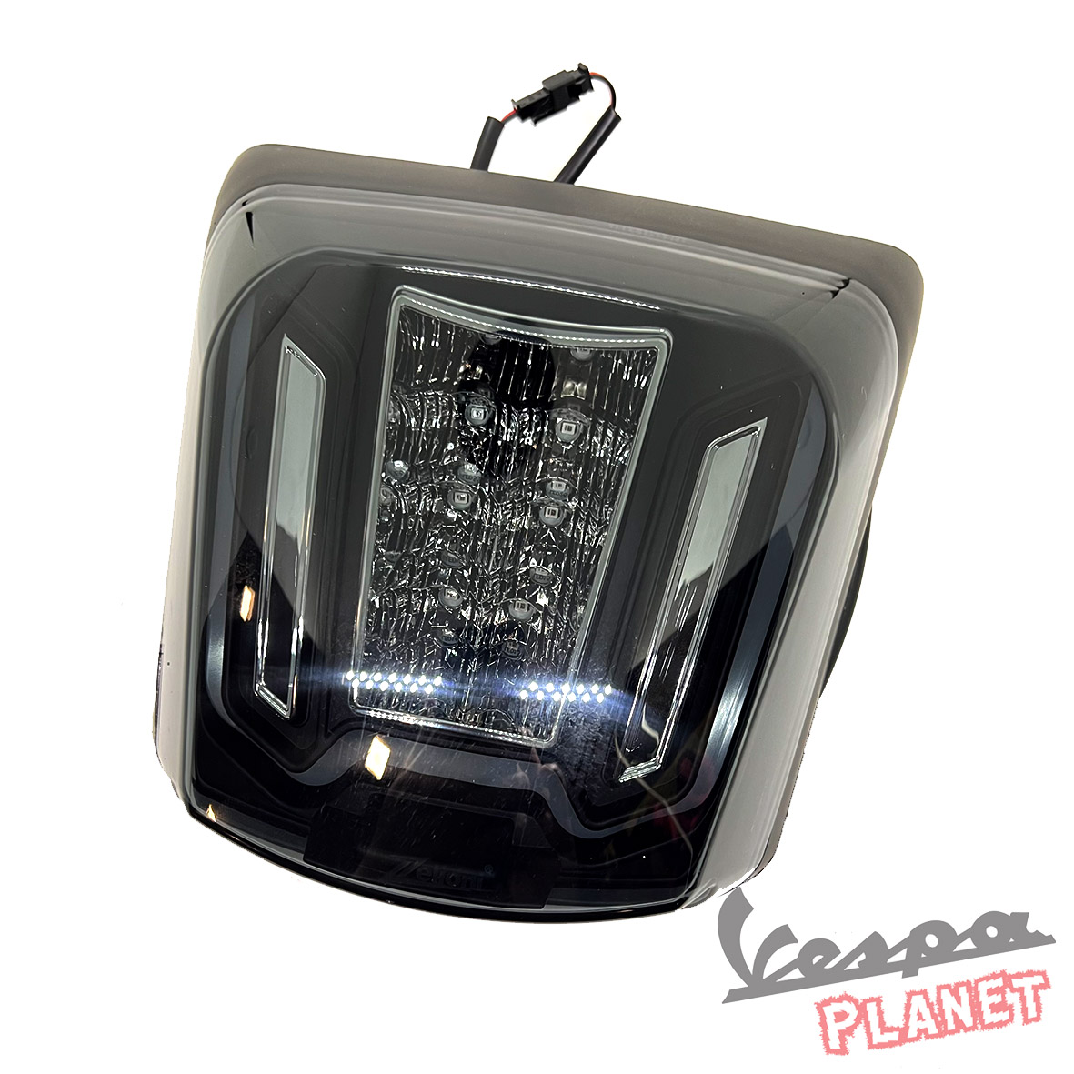 Zelioni Tail Light HPE.jpg