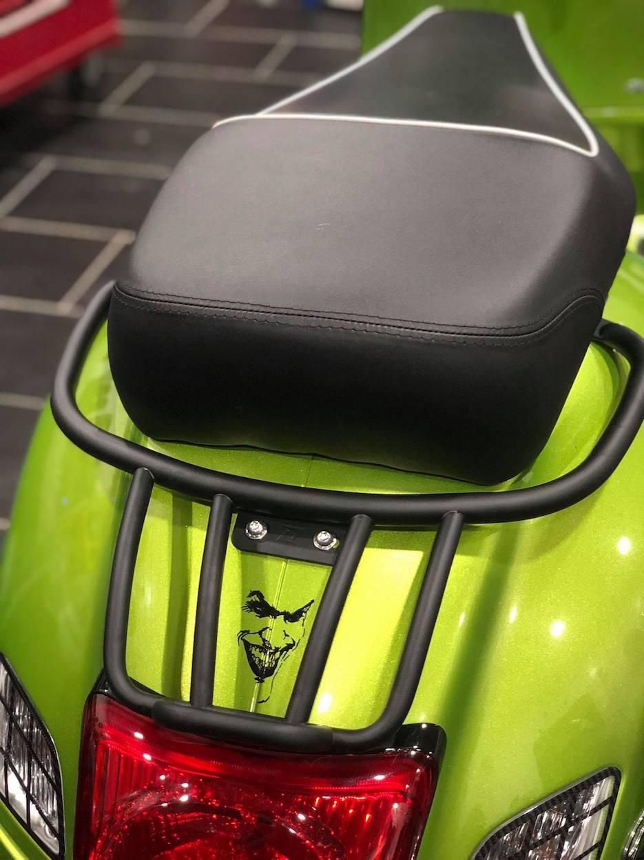 Zelioni Sport Rack – Vespa Planet