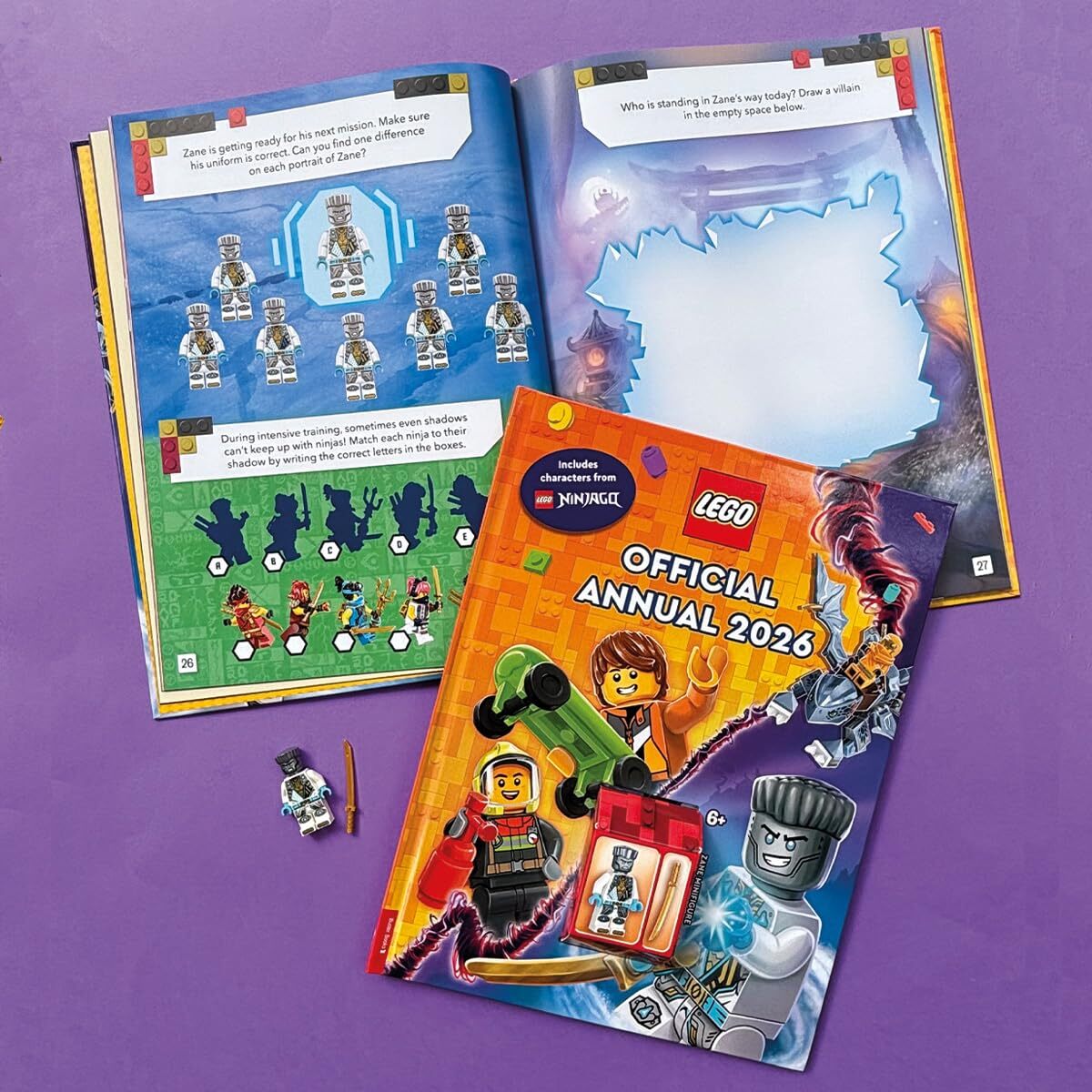 08_LEGO® Books. Official Annual 2026